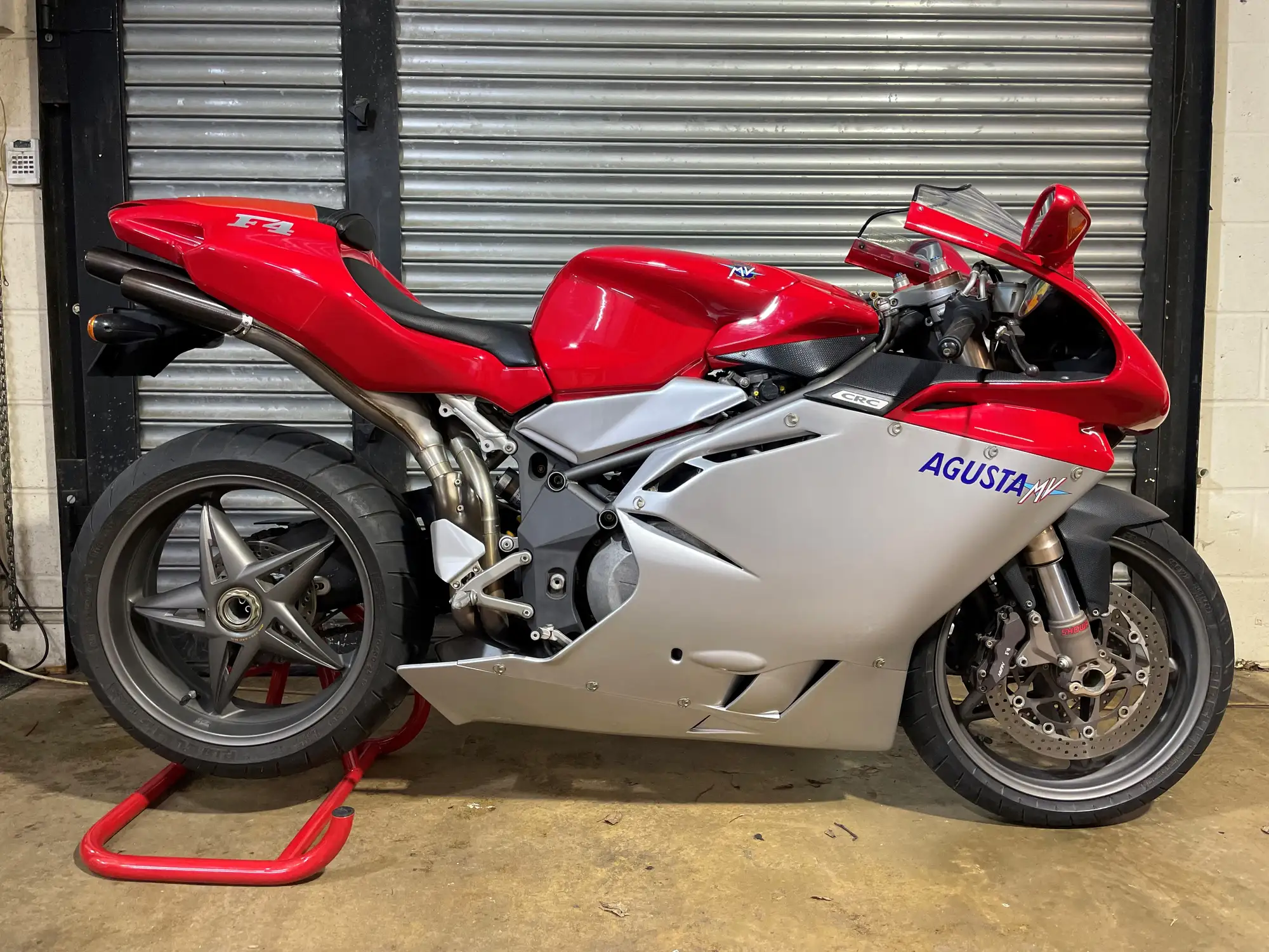 2001 MV Agusta 750 F4 749cc-For Sale