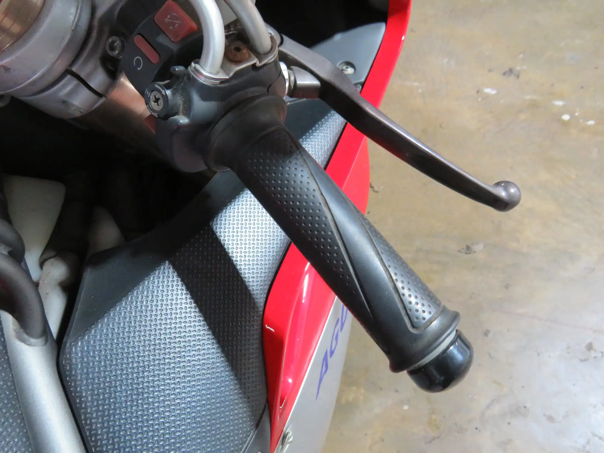 2001 MV Agusta 750 F4 749cc-For Sale