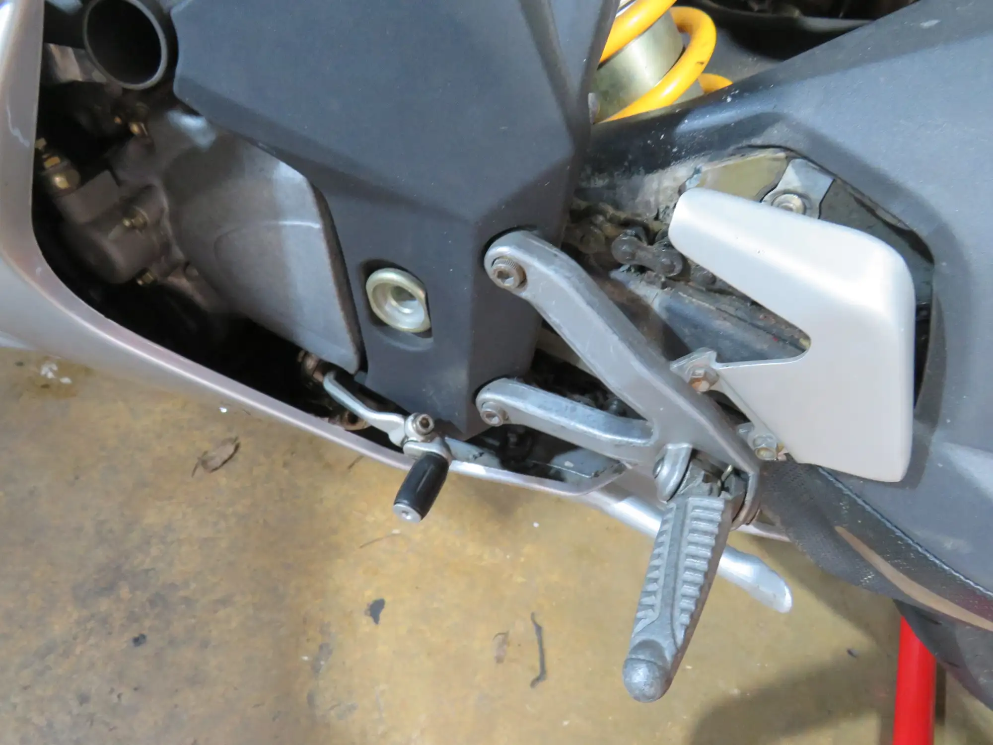 2001 MV Agusta 750 F4 749cc-For Sale