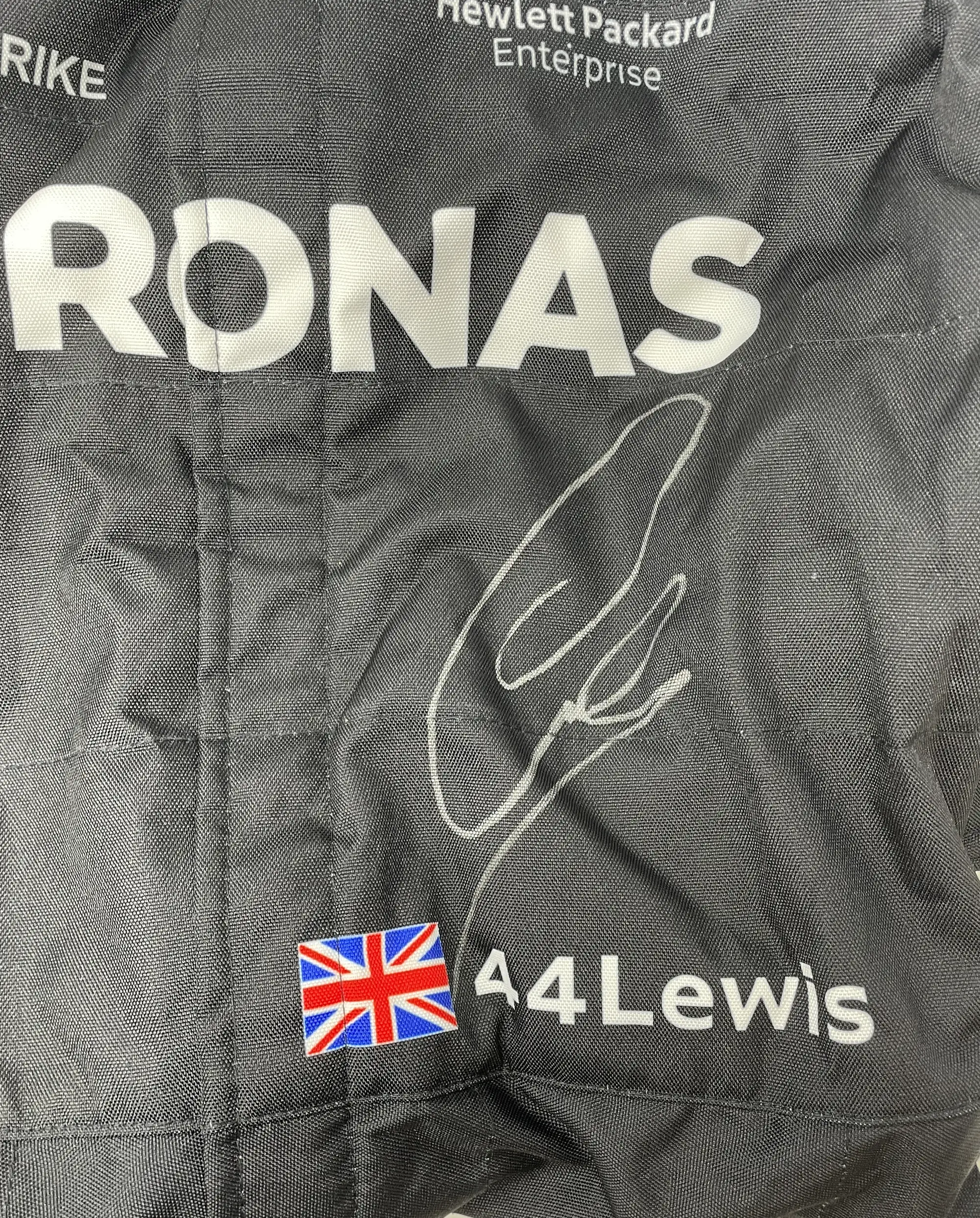 2023dL wisdH mi ton- ign ddR p ic dR c d uitd-Sold    