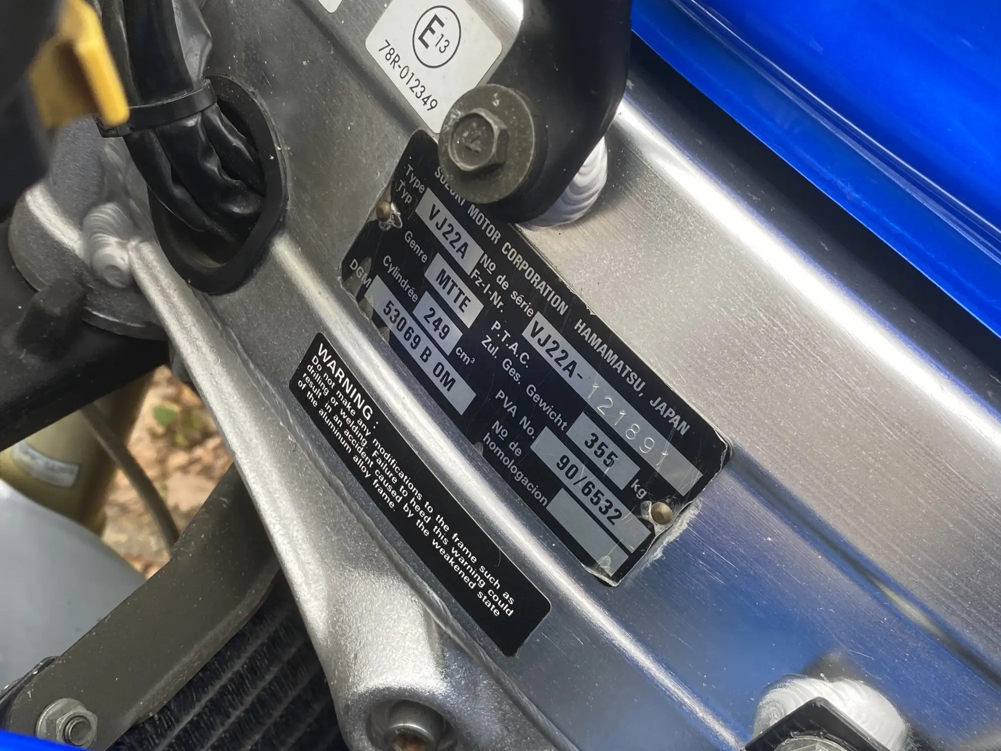 1994 Suzuki RGV250R 249cc-Sold