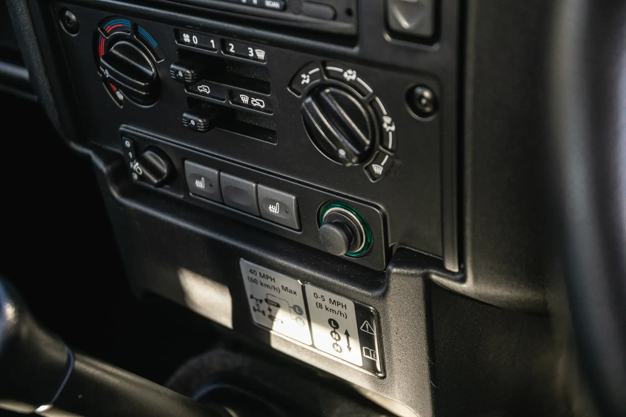 2008 Land Rover Defender 90 TDCi 2.4 County Station Wagon-Sold