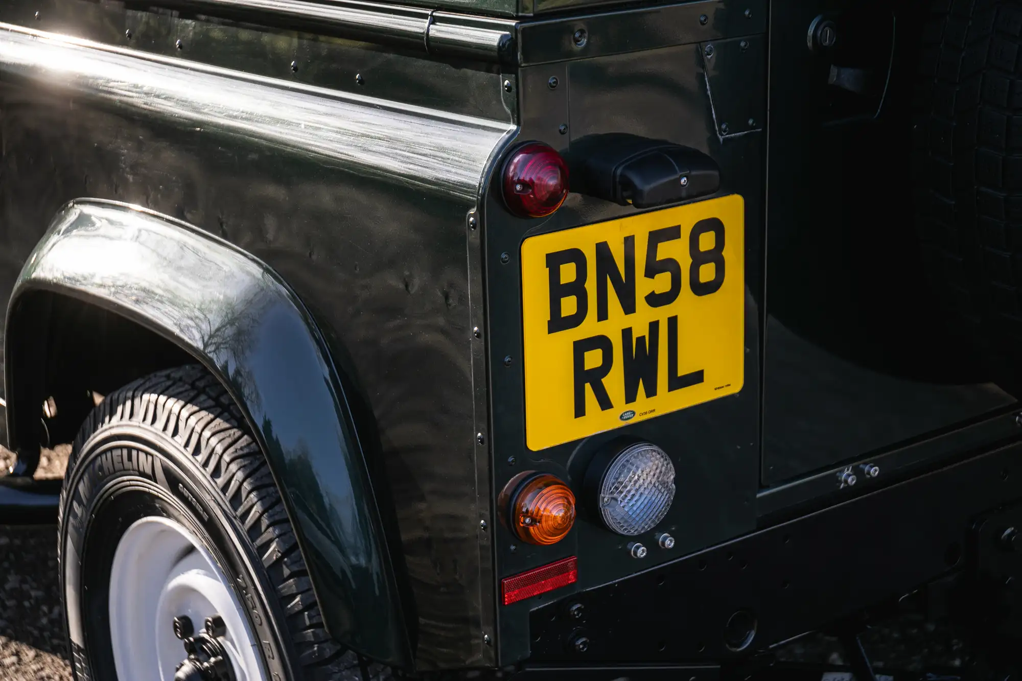 2008 Land Rover Defender 90 TDCi 2.4 County Station Wagon-Sold