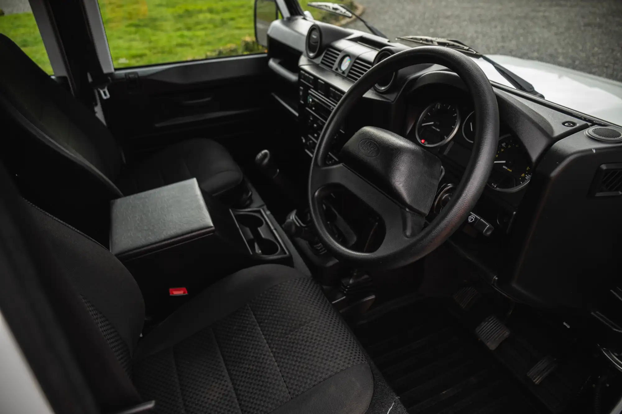 2014 Land Rover Defender 110 2.2-Litre Station Wagon (7-seat-Sold