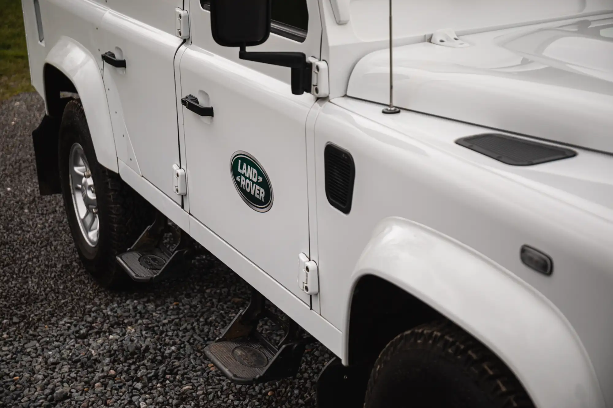 2014 Land Rover Defender 110 2.2-Litre Station Wagon (7-seat-Sold