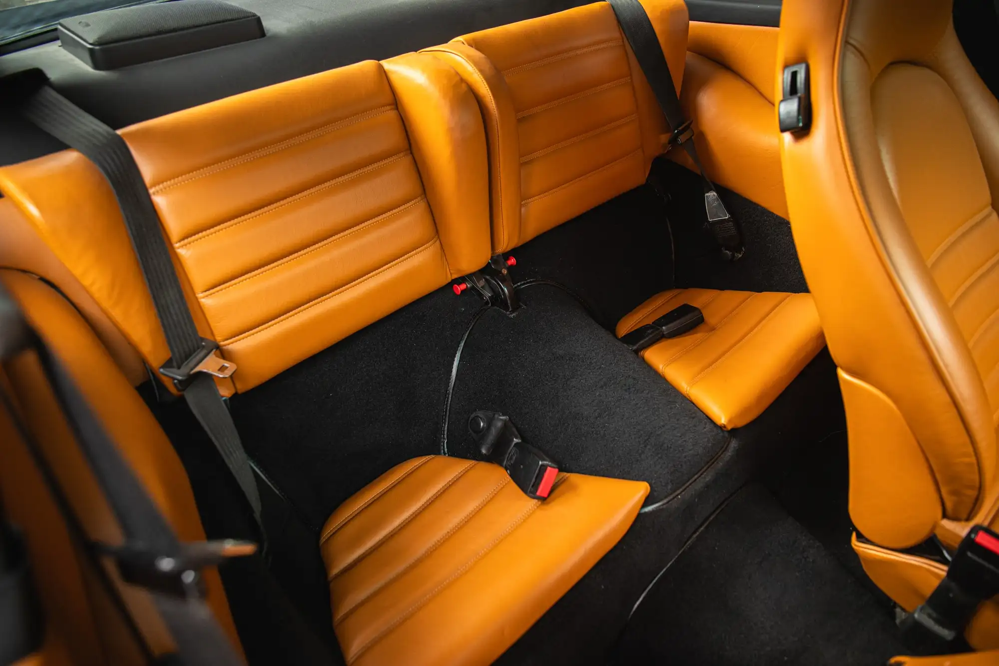 1987 Porsche 911 Carrera 3.2 SuperSport Coupé-Sold