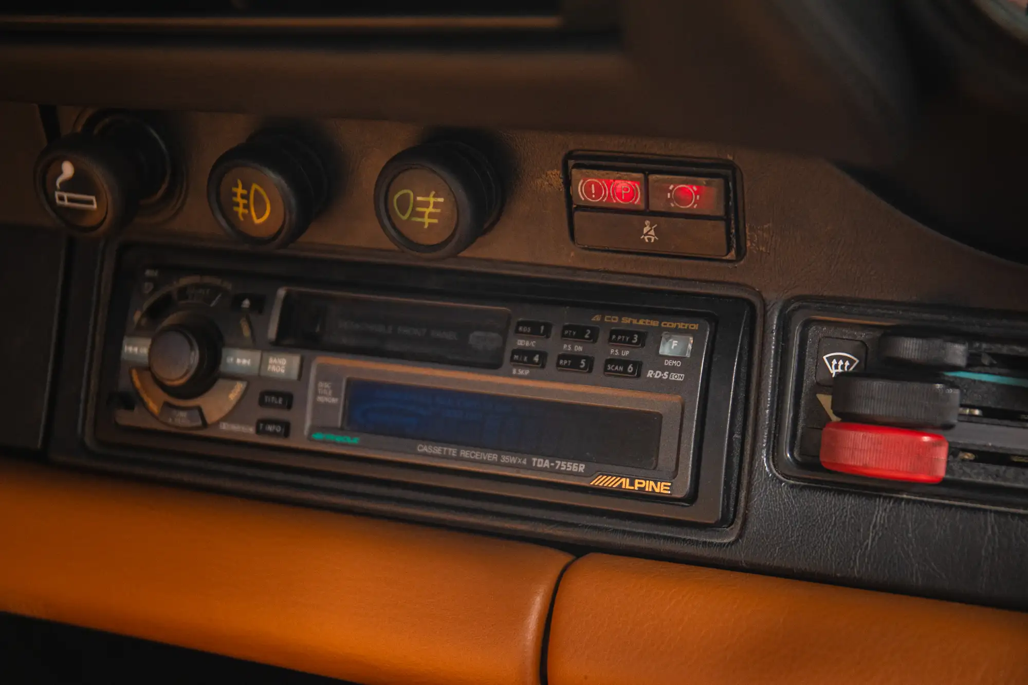 1987 Porsche 911 Carrera 3.2 SuperSport Coupé-Sold