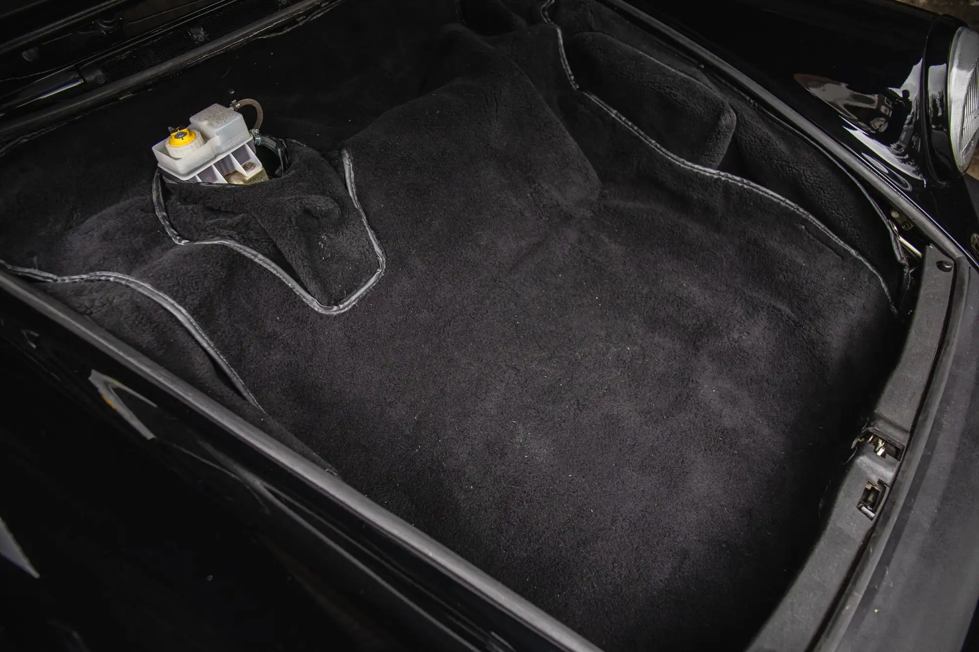 1987 Porsche 911 Carrera 3.2 SuperSport Coupé-Sold