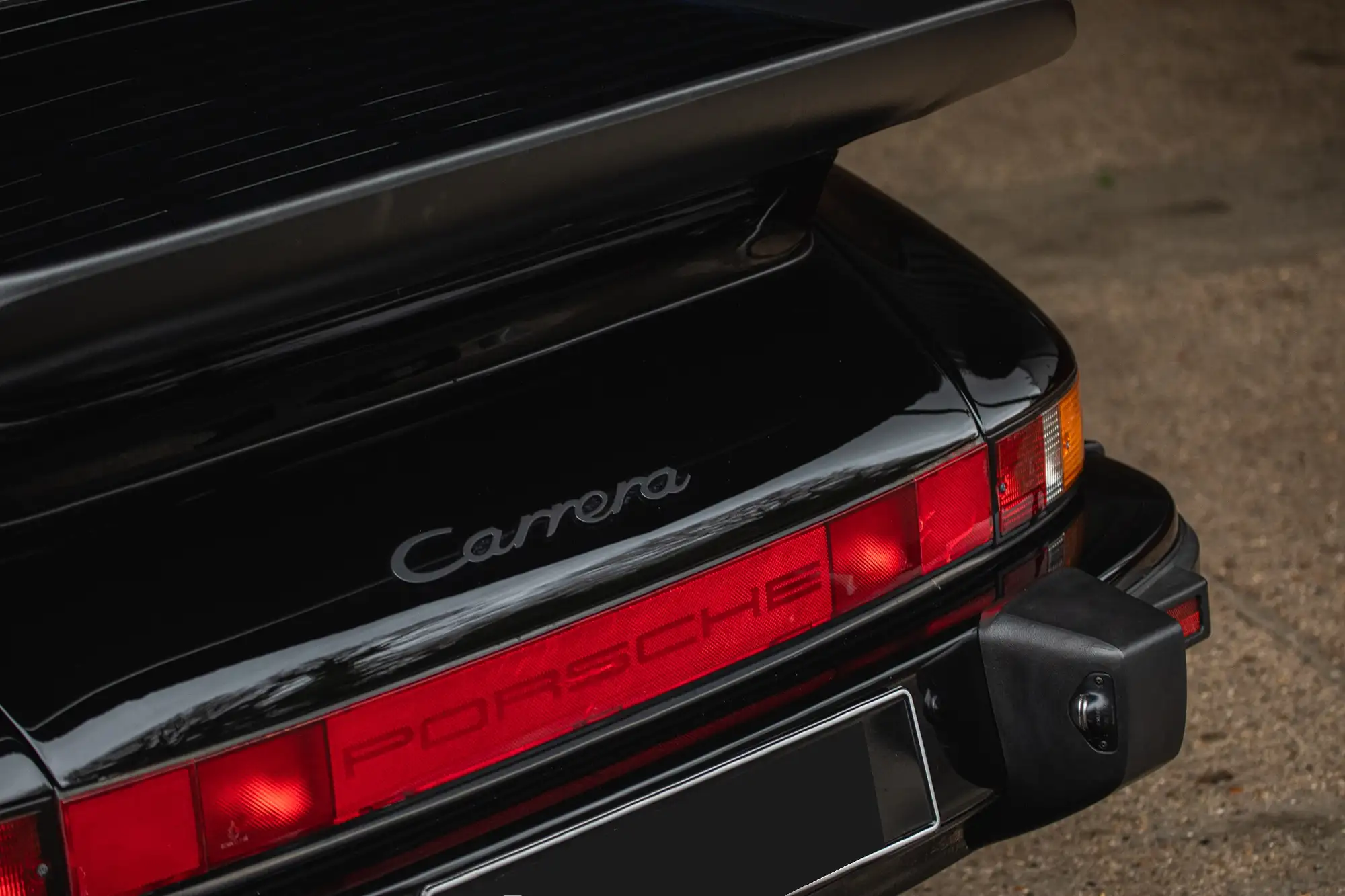 1987 Porsche 911 Carrera 3.2 SuperSport Coupé-Sold