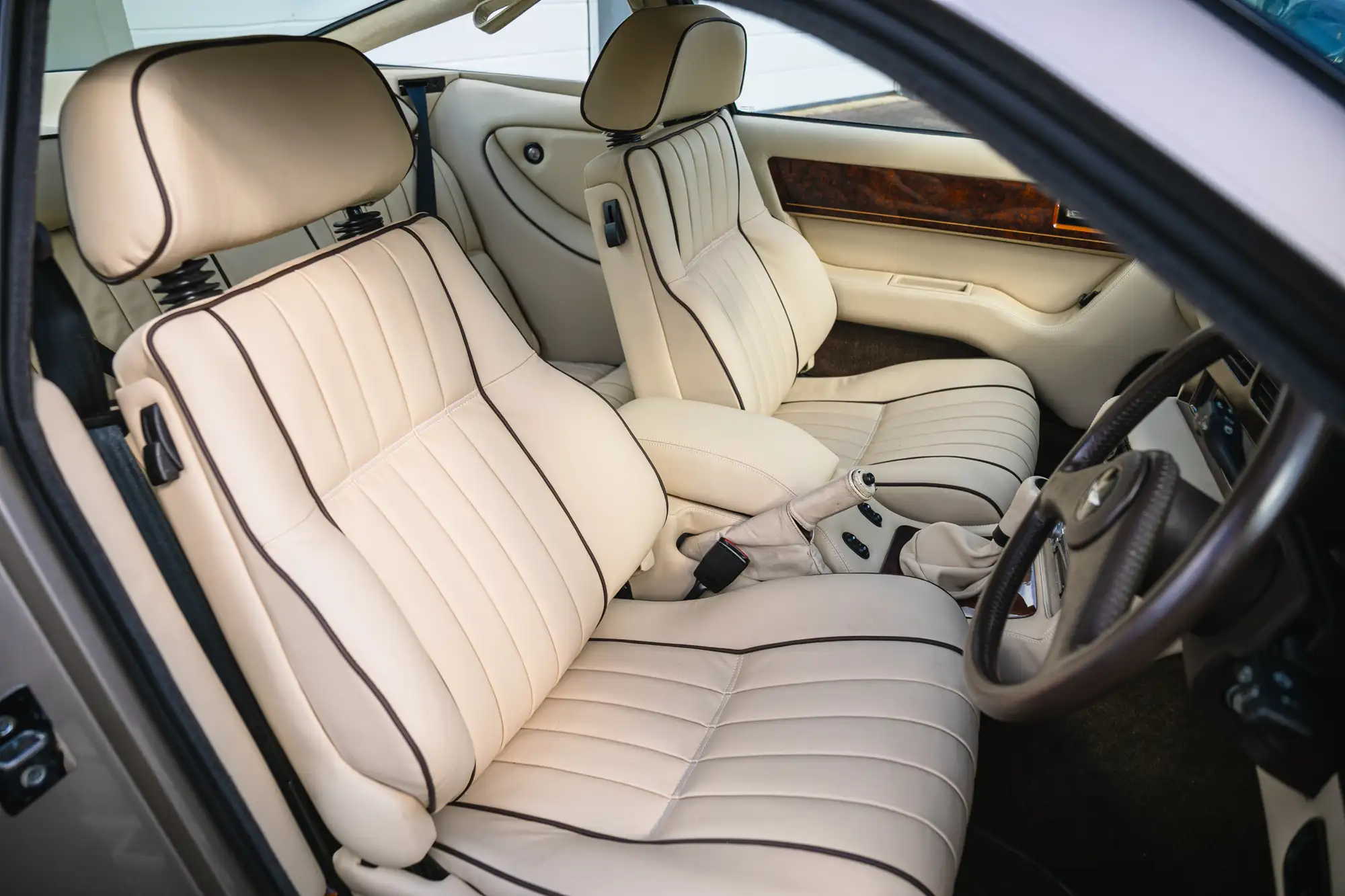 1990 Aston Martin Virage-Sold