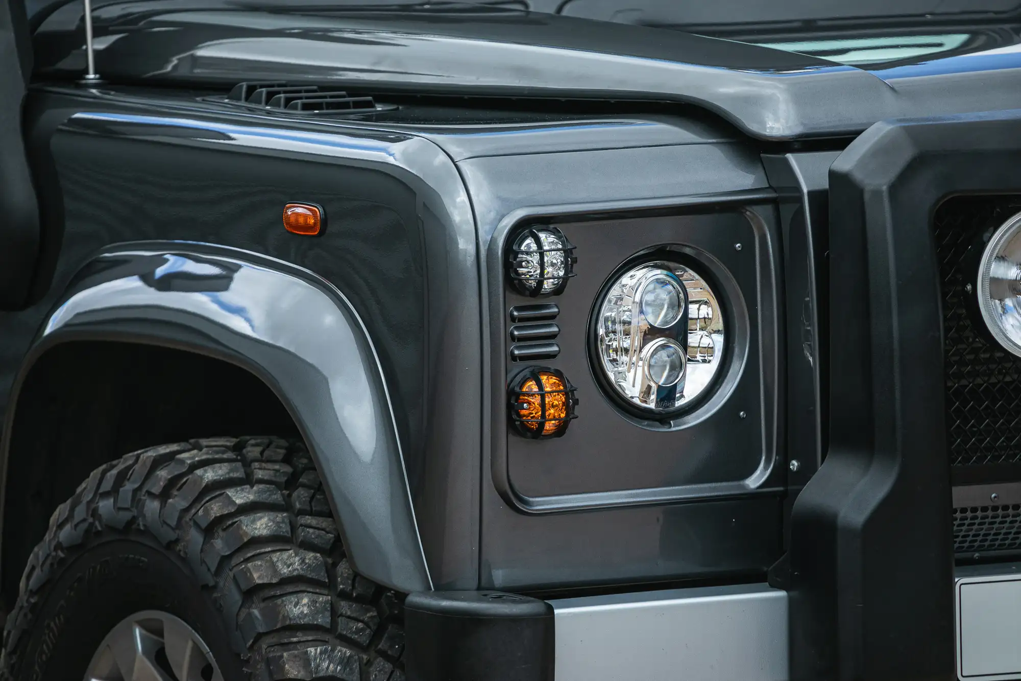 2002 Land Rover Defender 110 TD5 Double-Cab 2.5L-For Sale