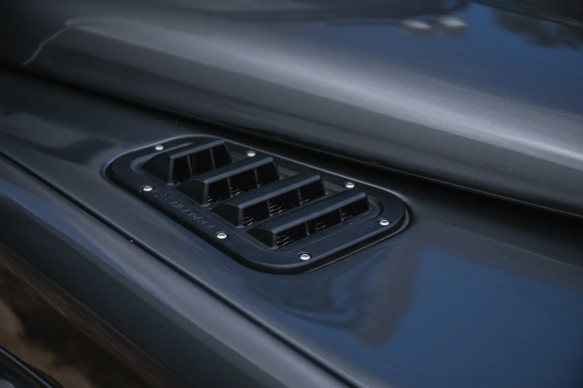 2002 Land Rover Defender 110 TD5 Double-Cab 2.5L-For Sale