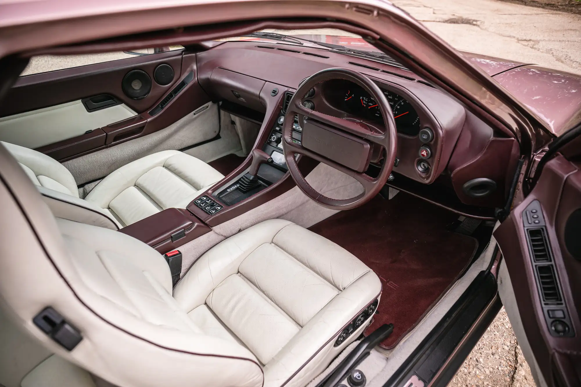 1987 Porsche 928 S4-Sold