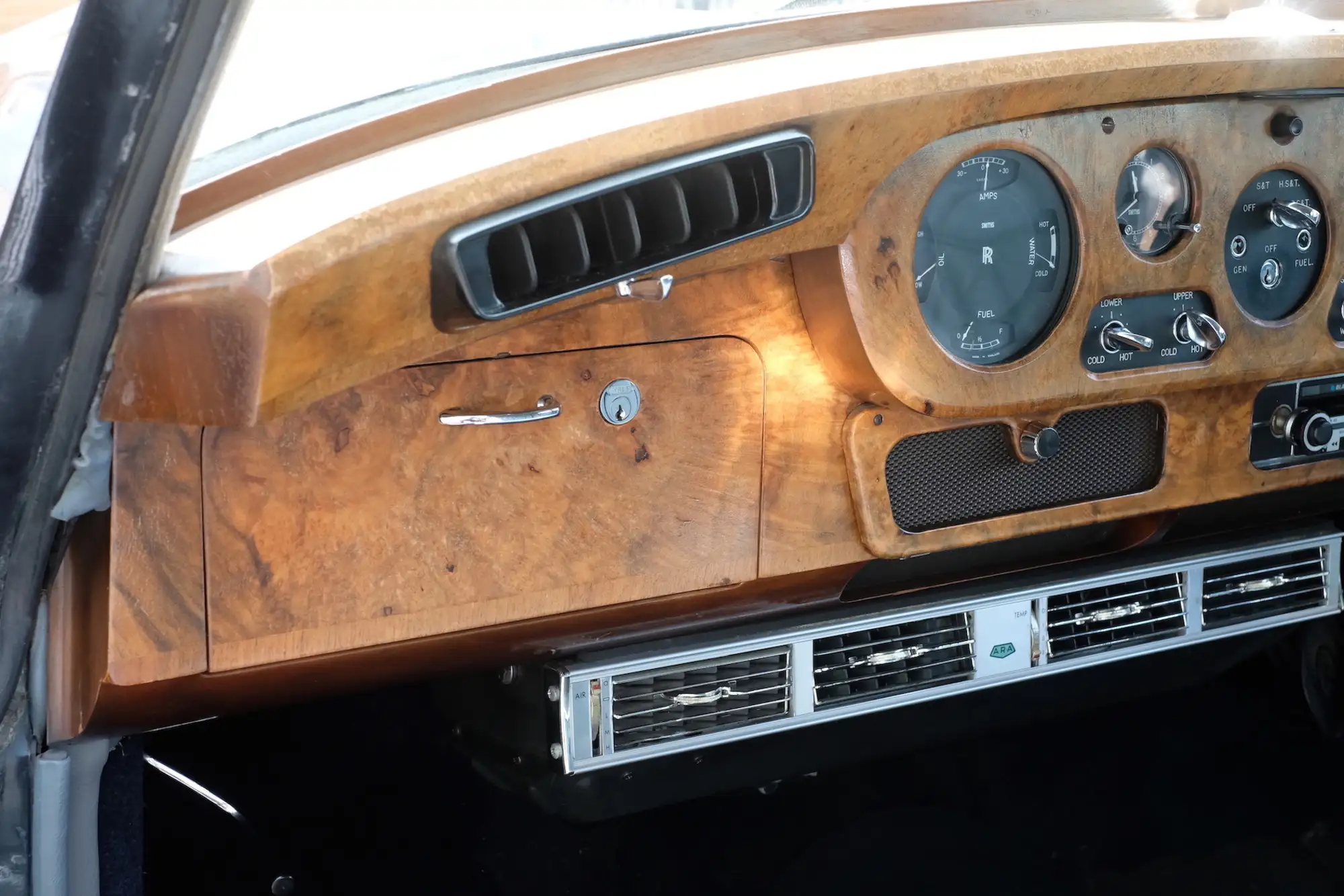 1961 Rolls-Royce Silver Cloud II-Sold