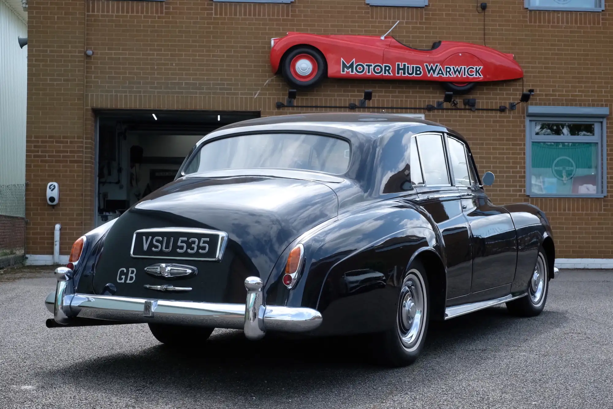 1961 Rolls-Royce Silver Cloud II-Sold