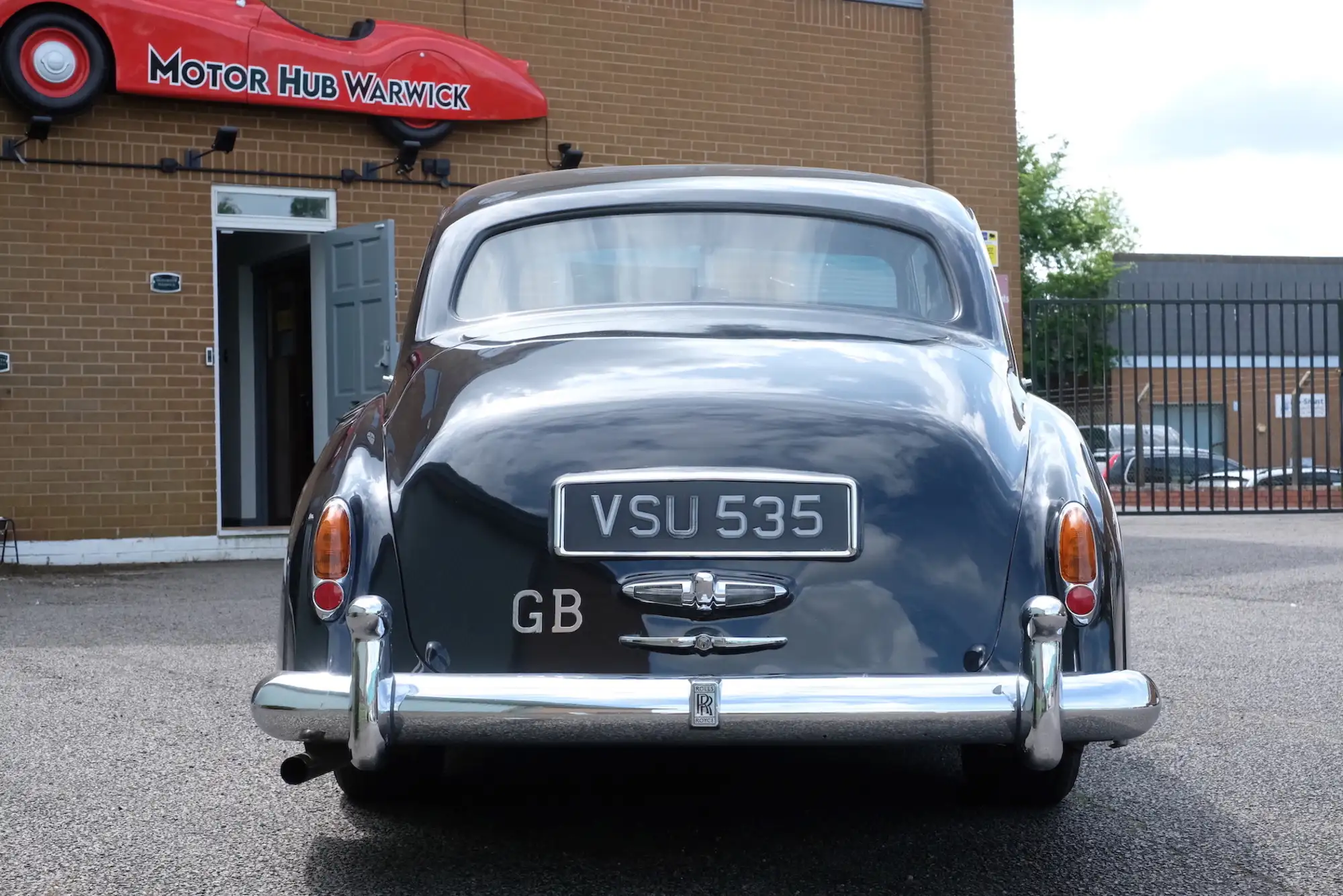 1961 Rolls-Royce Silver Cloud II-Sold