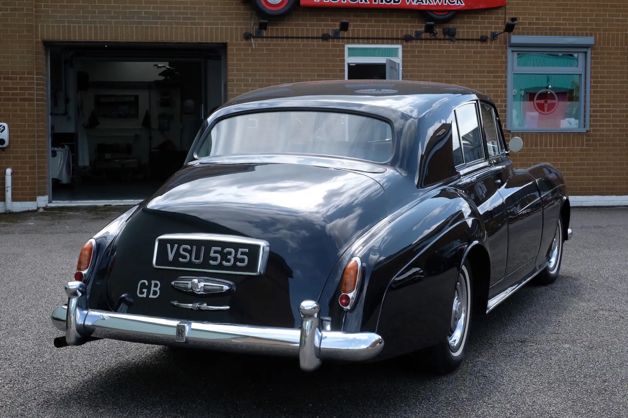 1961 Rolls-Royce Silver Cloud II-Sold