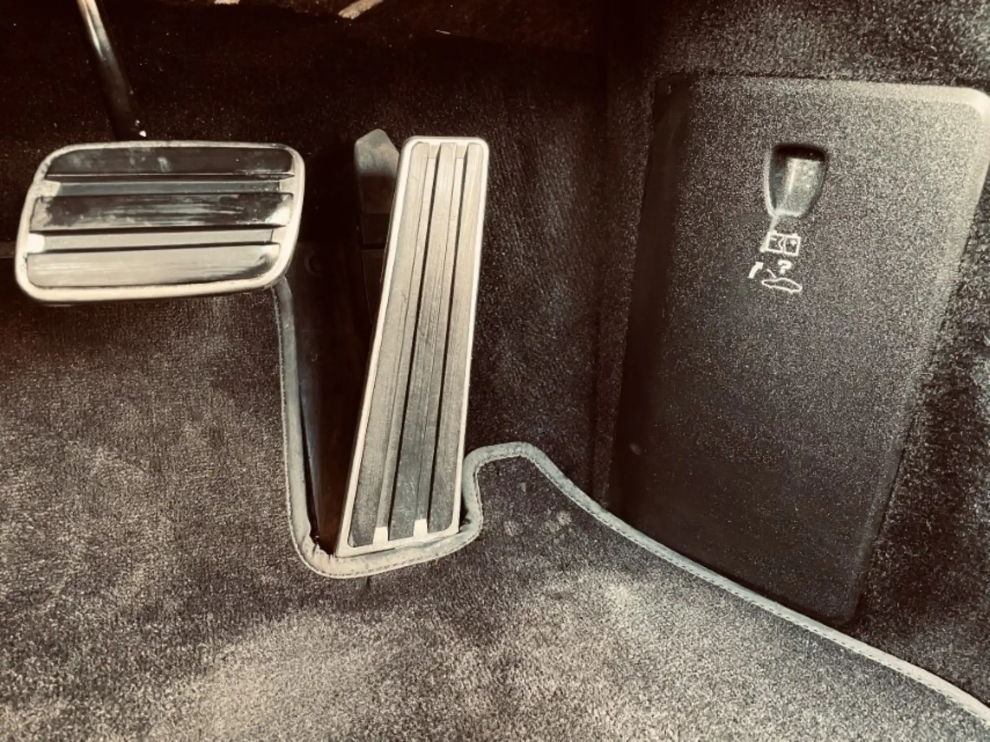 2004 Porsche 911 Carerra 2 997-Sold