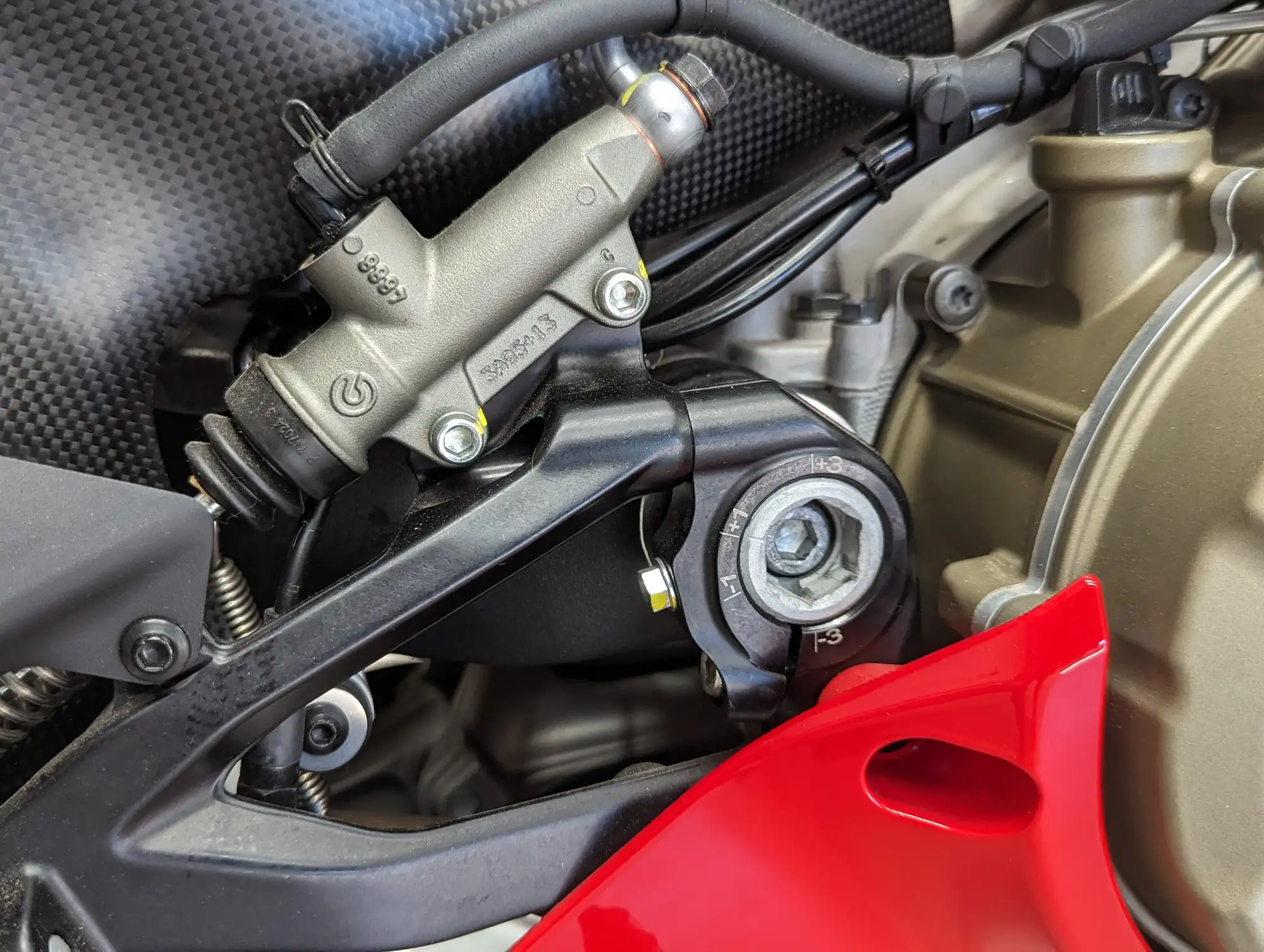 2023 Ducati Panigale V4R 998cc-For Sale