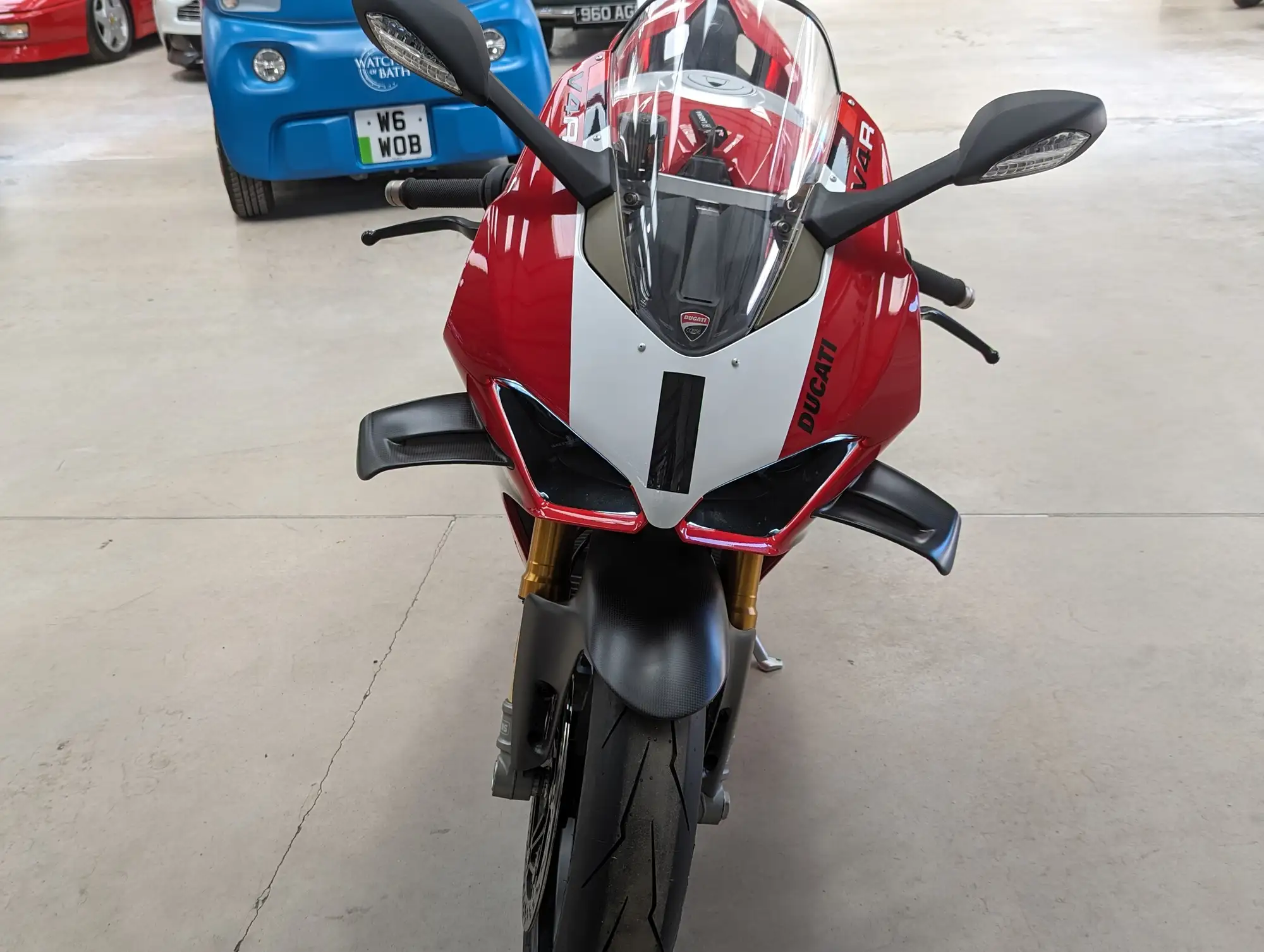 2023 Ducati Panigale V4R 998cc-For Sale