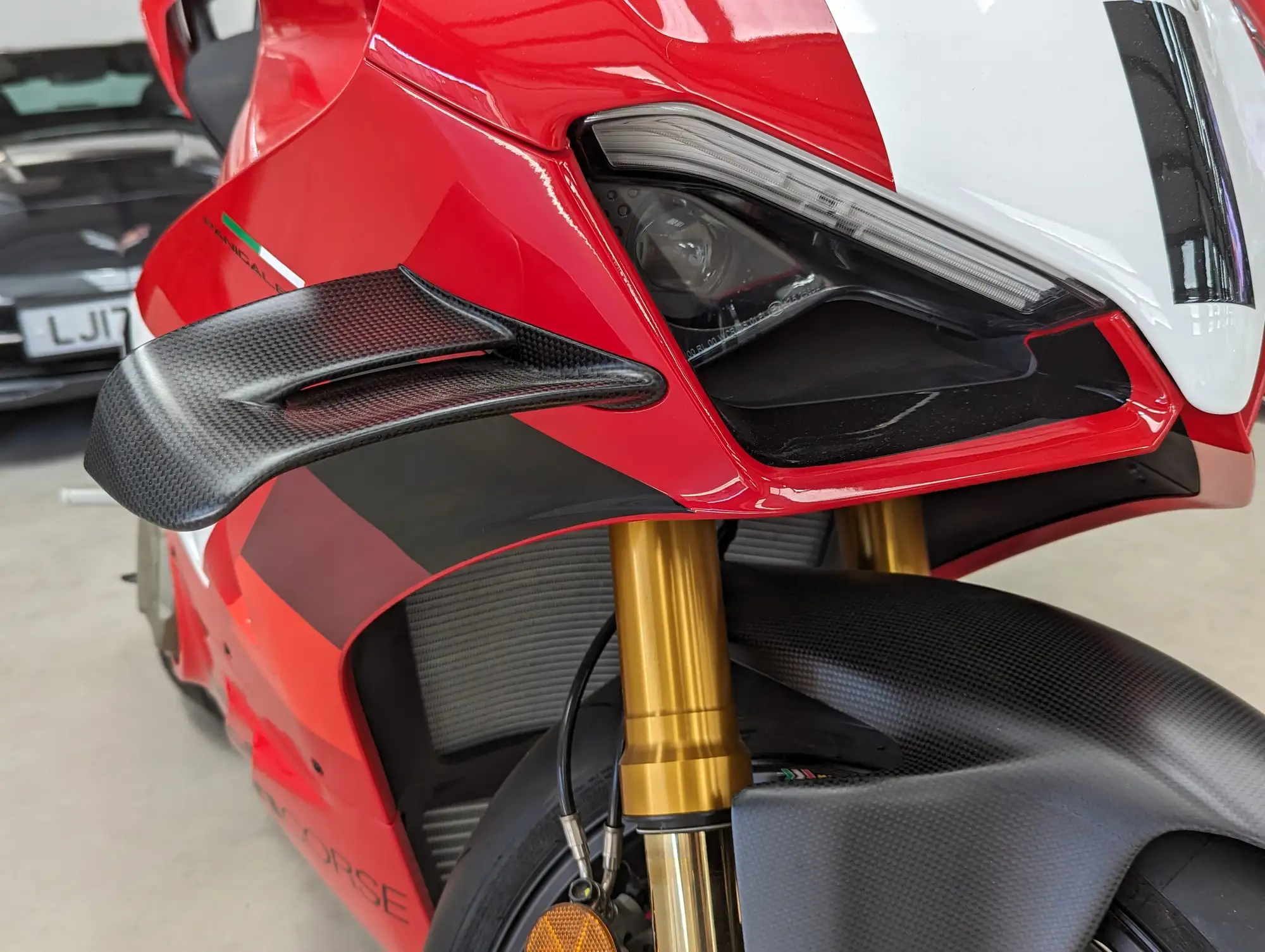 2023 Ducati Panigale V4R 998cc-For Sale