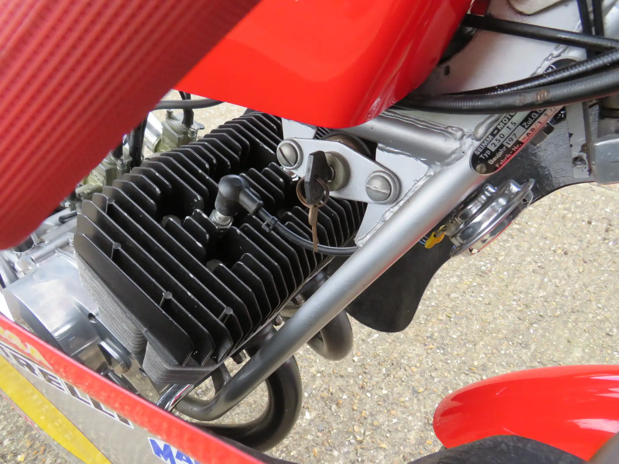 1974 Moto Guzzi 250TS 