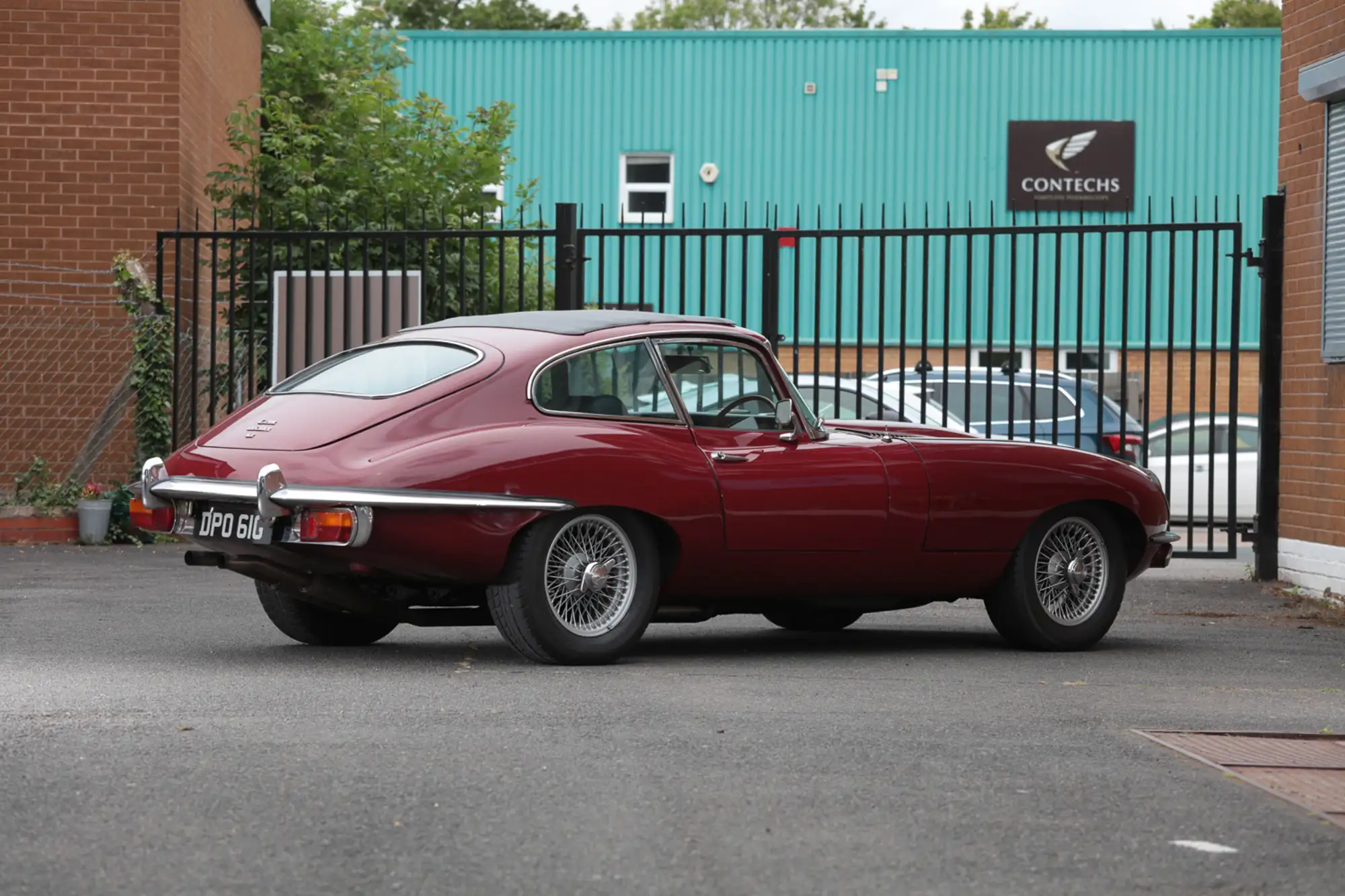 1969 Jaguar E-Type Series 2 Coupé-Sold