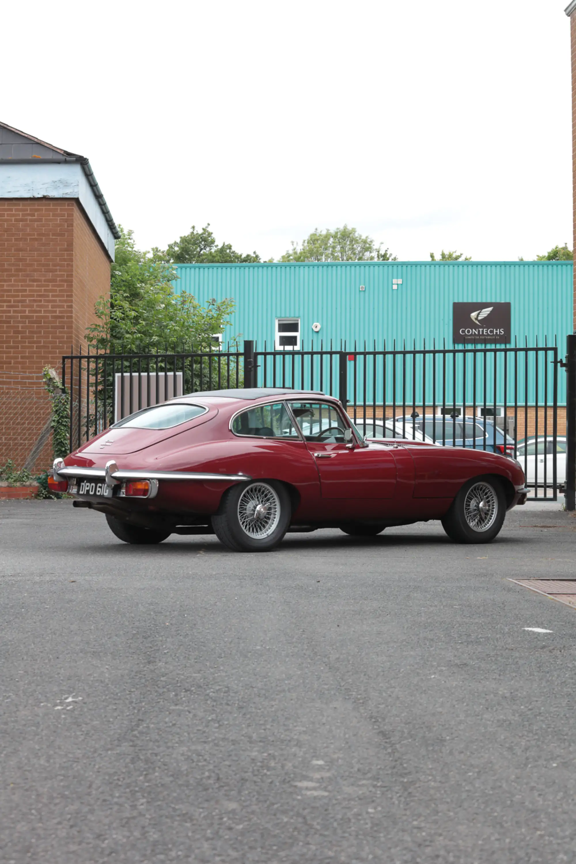 1969 Jaguar E-Type Series 2 Coupé-Sold