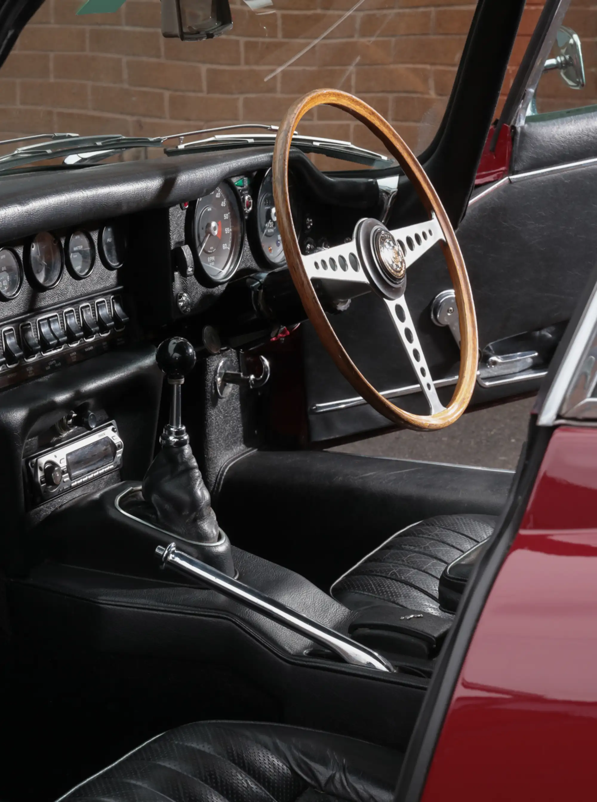 1969 Jaguar E-Type Series 2 Coupé-Sold