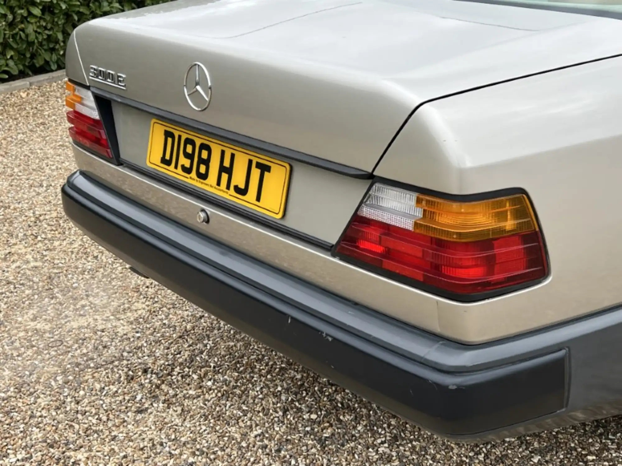 1986 Mercedes-Benz 300E Saloon (W124)-Sold