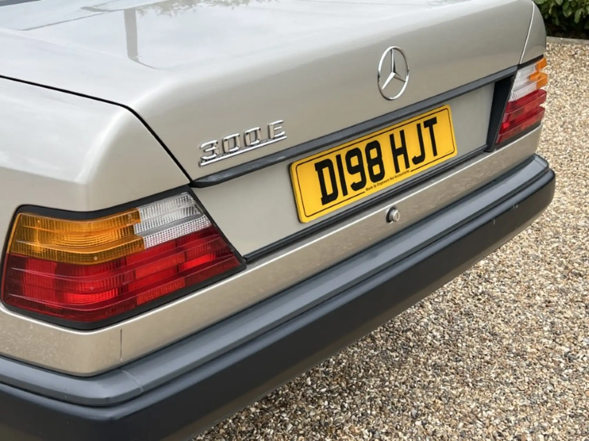 1986 Mercedes-Benz 300E Saloon (W124)-Sold