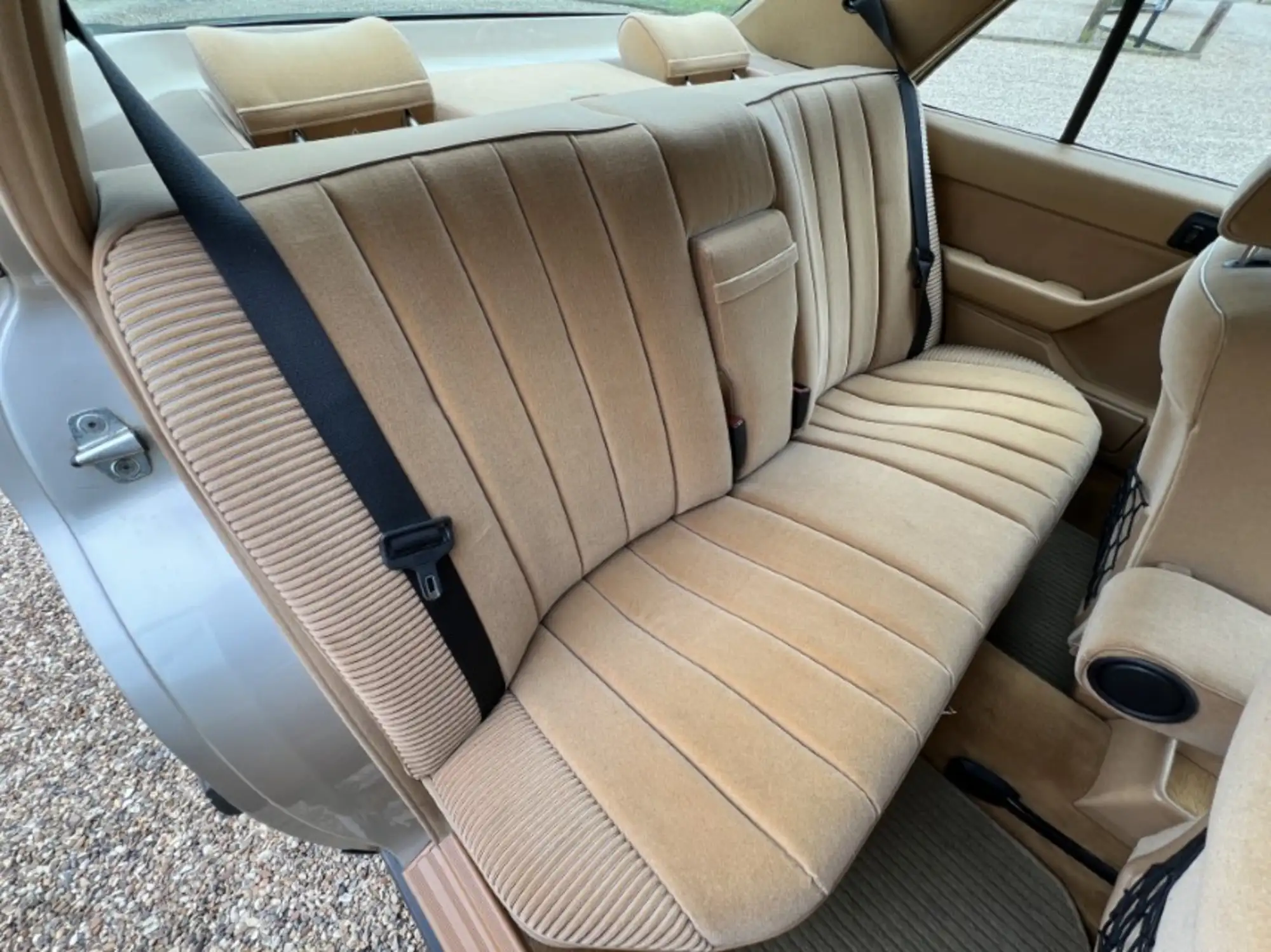 1986 Mercedes-Benz 300E Saloon (W124)-Sold
