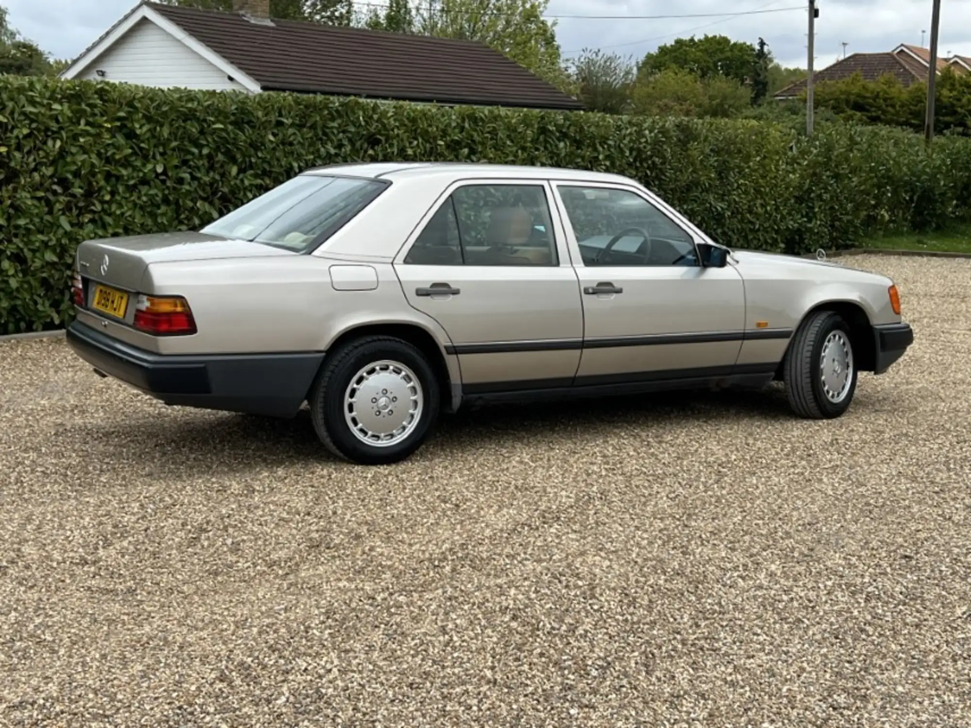 1986 Mercedes-Benz 300E Saloon (W124)-Sold