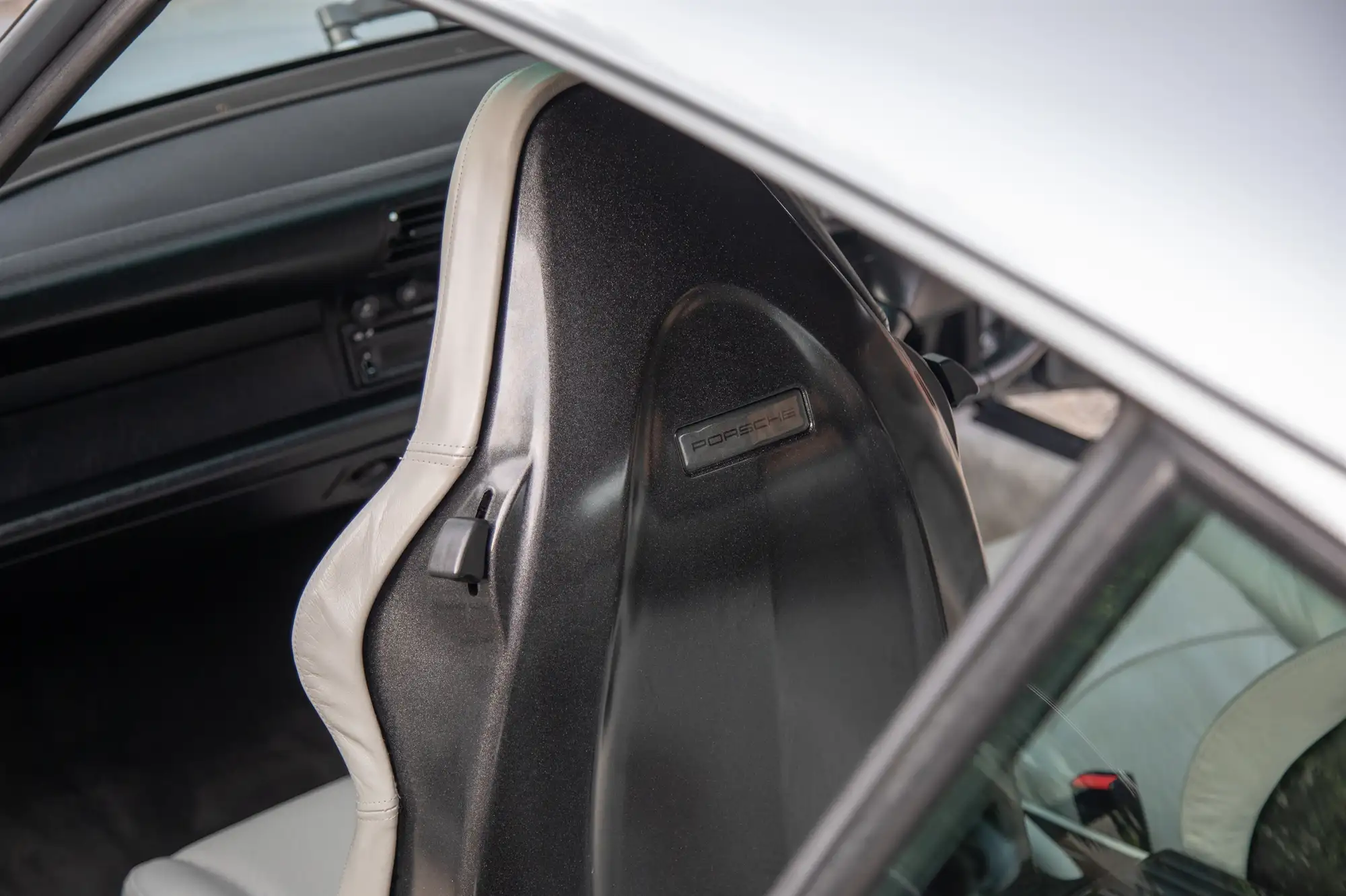 1996 Porsche 993 Carrera 4-Sold