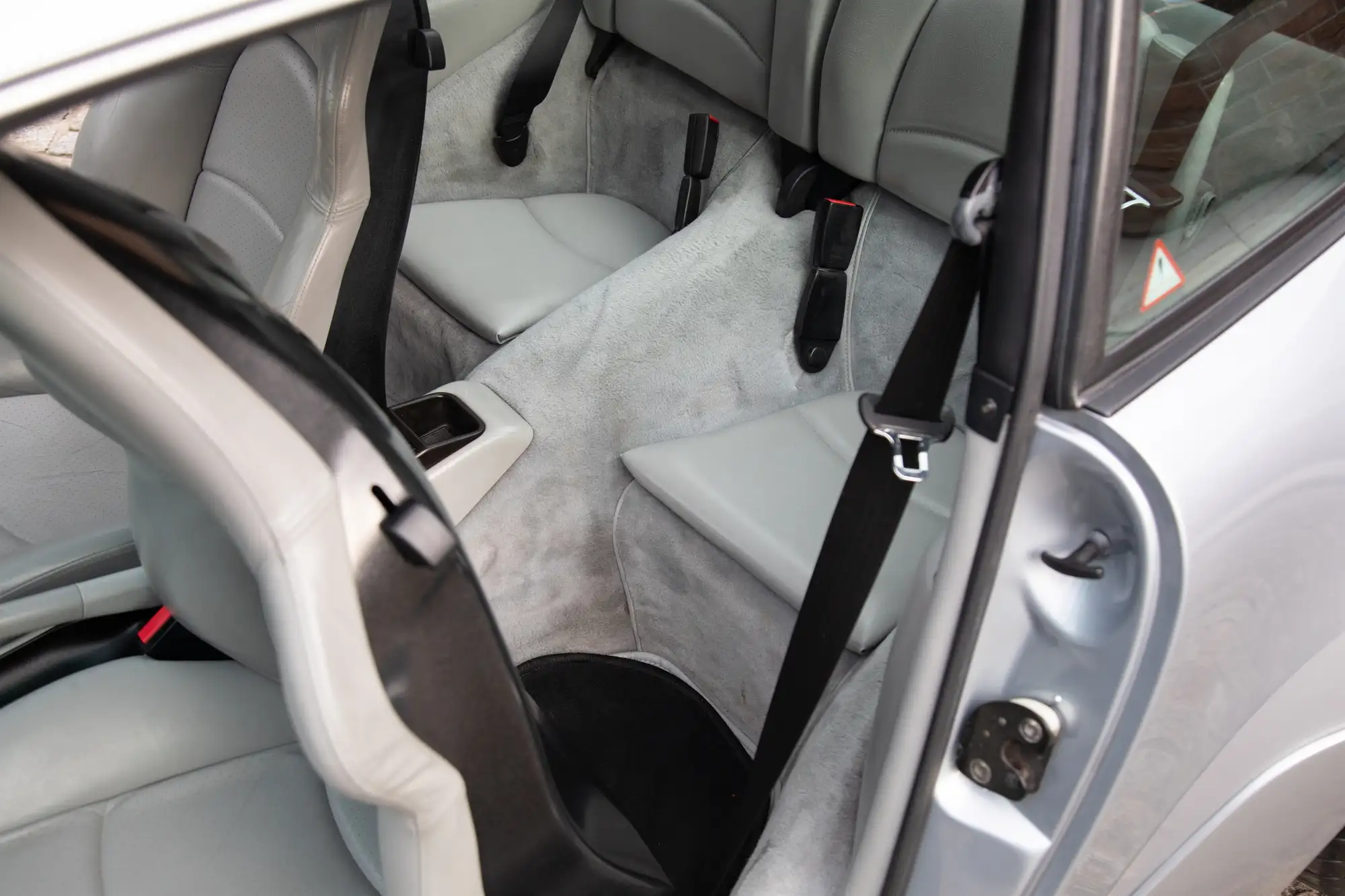 1996 Porsche 993 Carrera 4-Sold