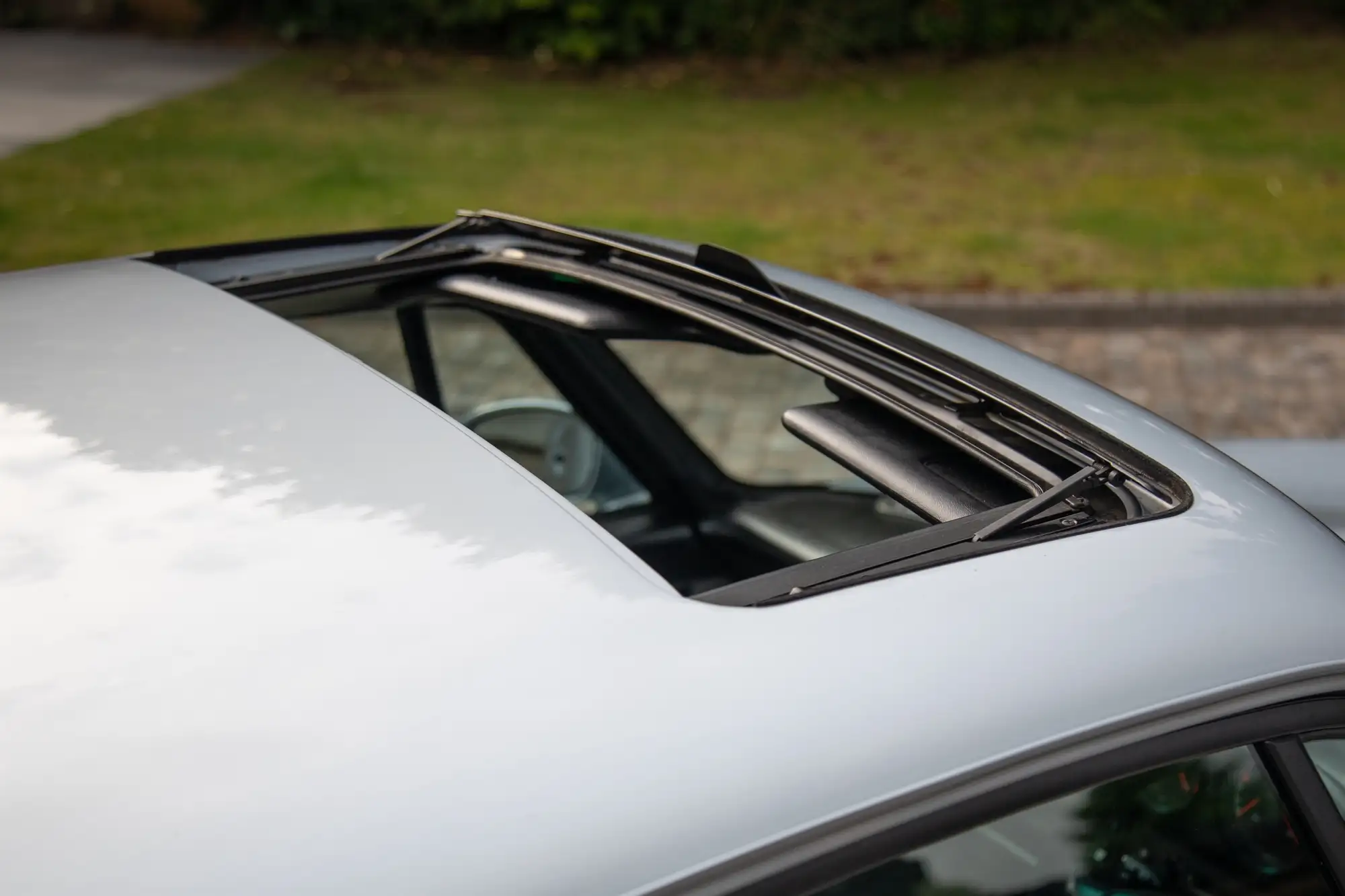 1996 Porsche 993 Carrera 4-Sold