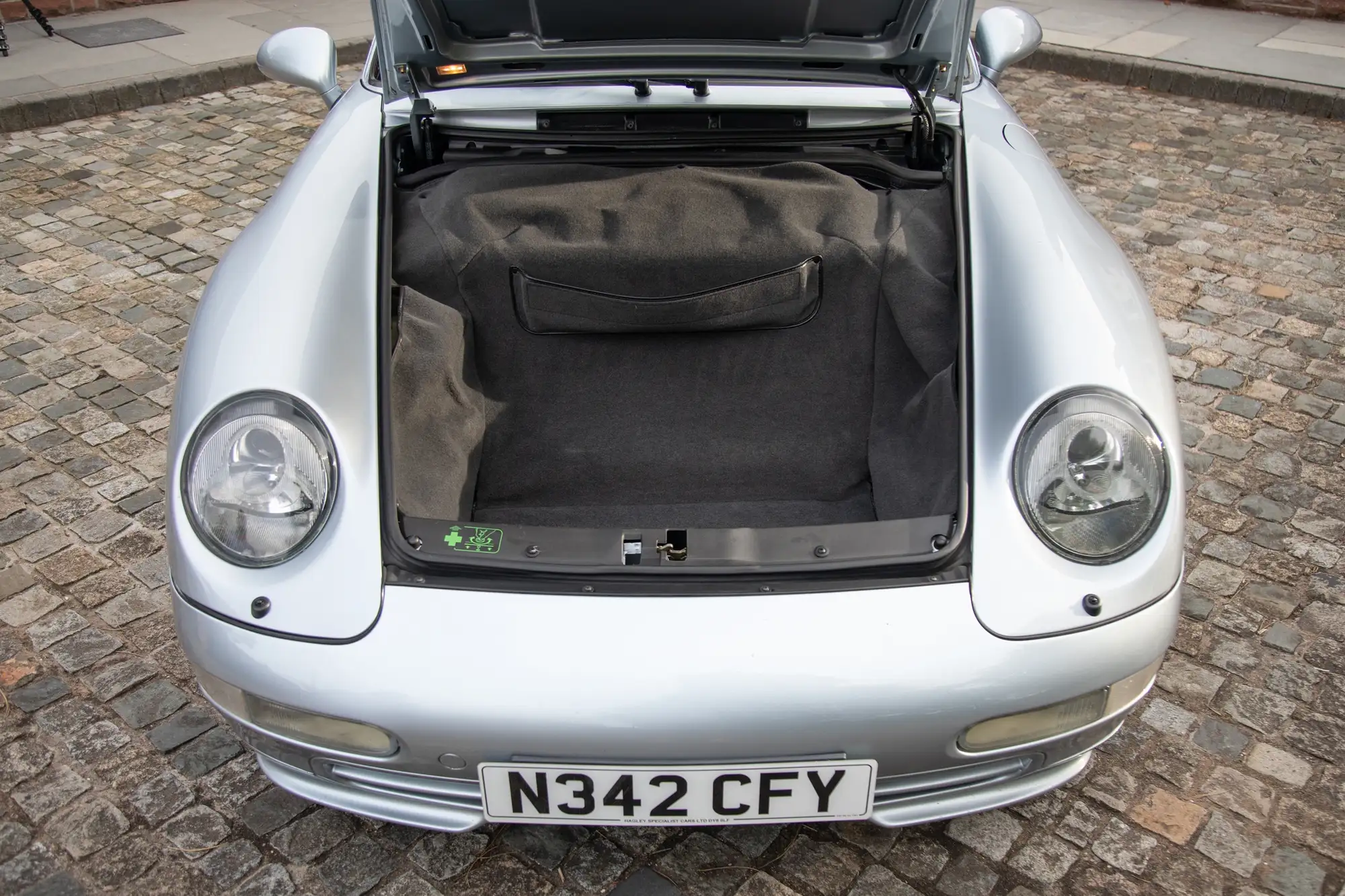 1996 Porsche 993 Carrera 4-Sold
