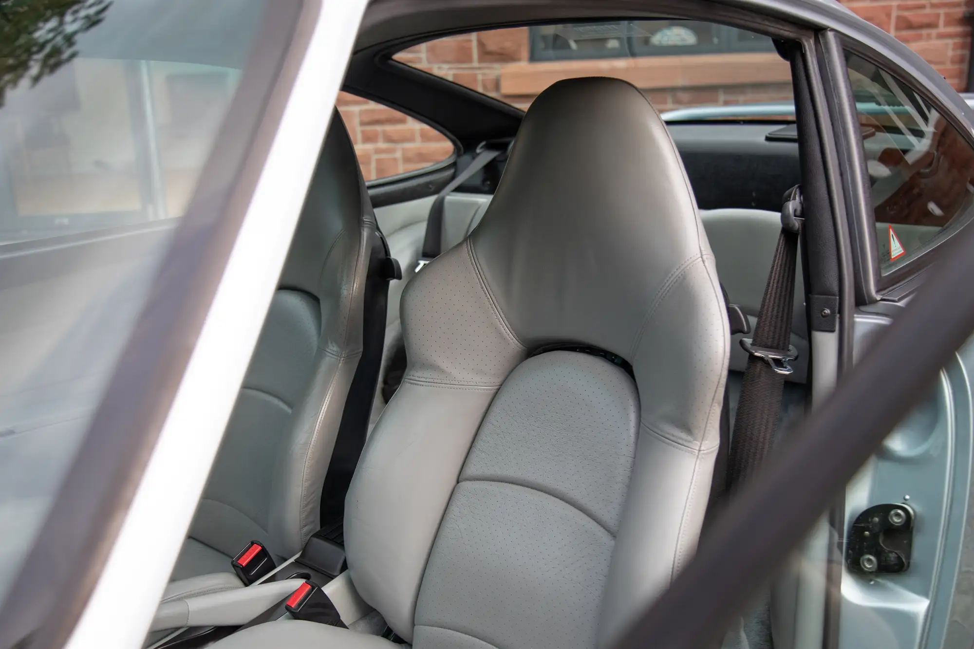 1996 Porsche 993 Carrera 4-Sold