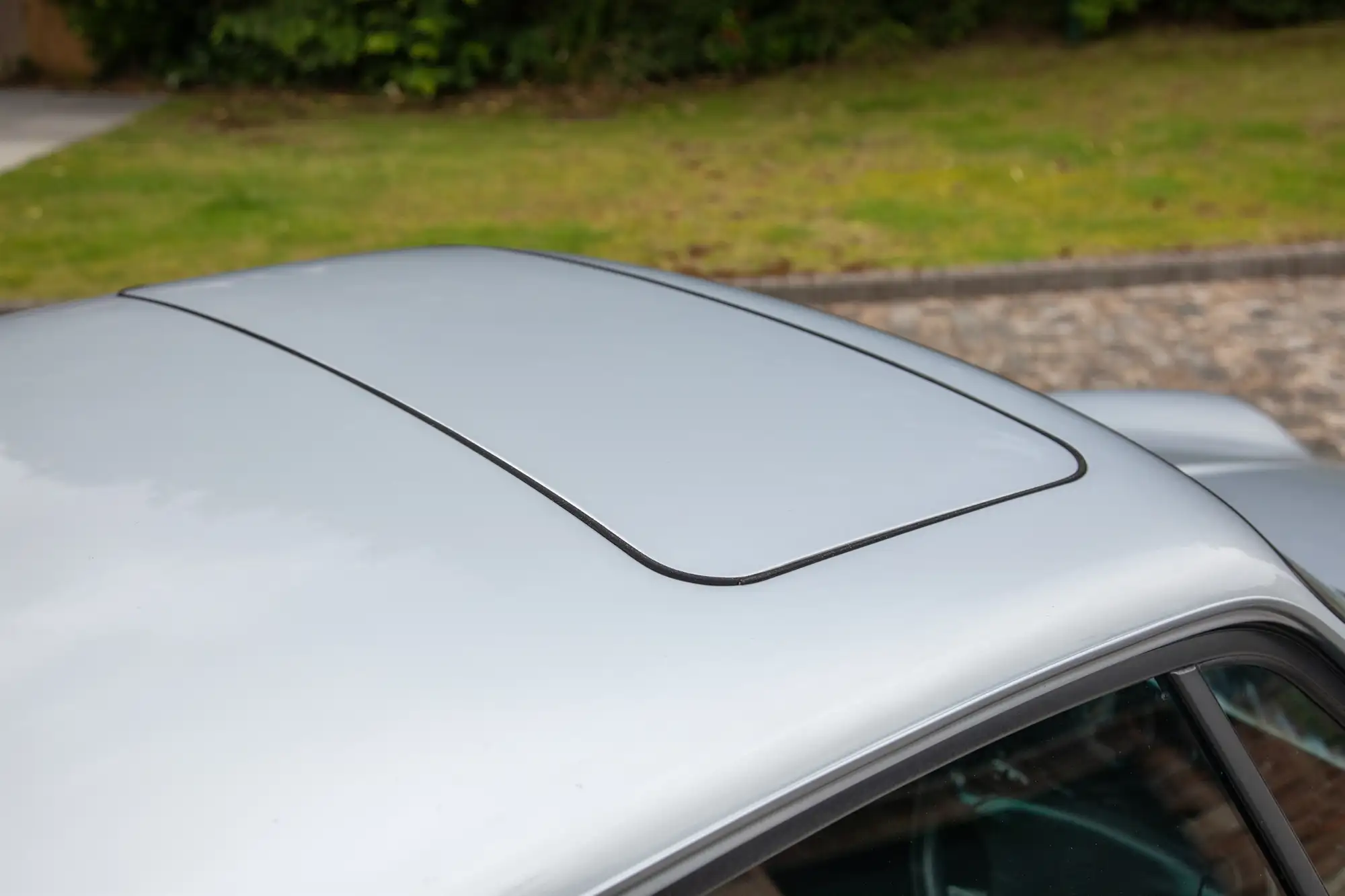 1996 Porsche 993 Carrera 4-Sold