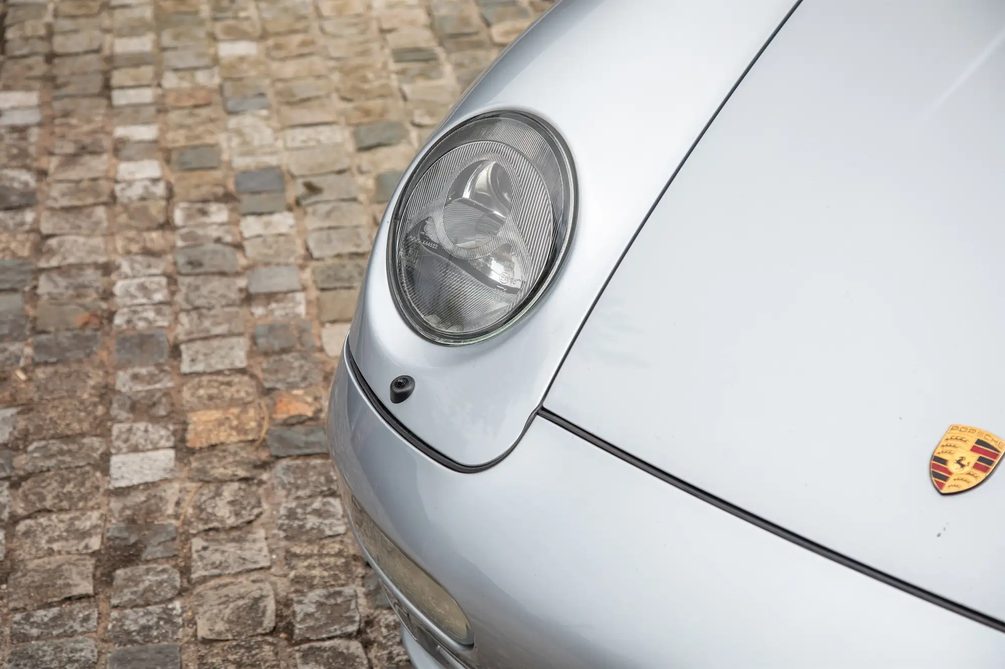1996 Porsche 993 Carrera 4-Sold