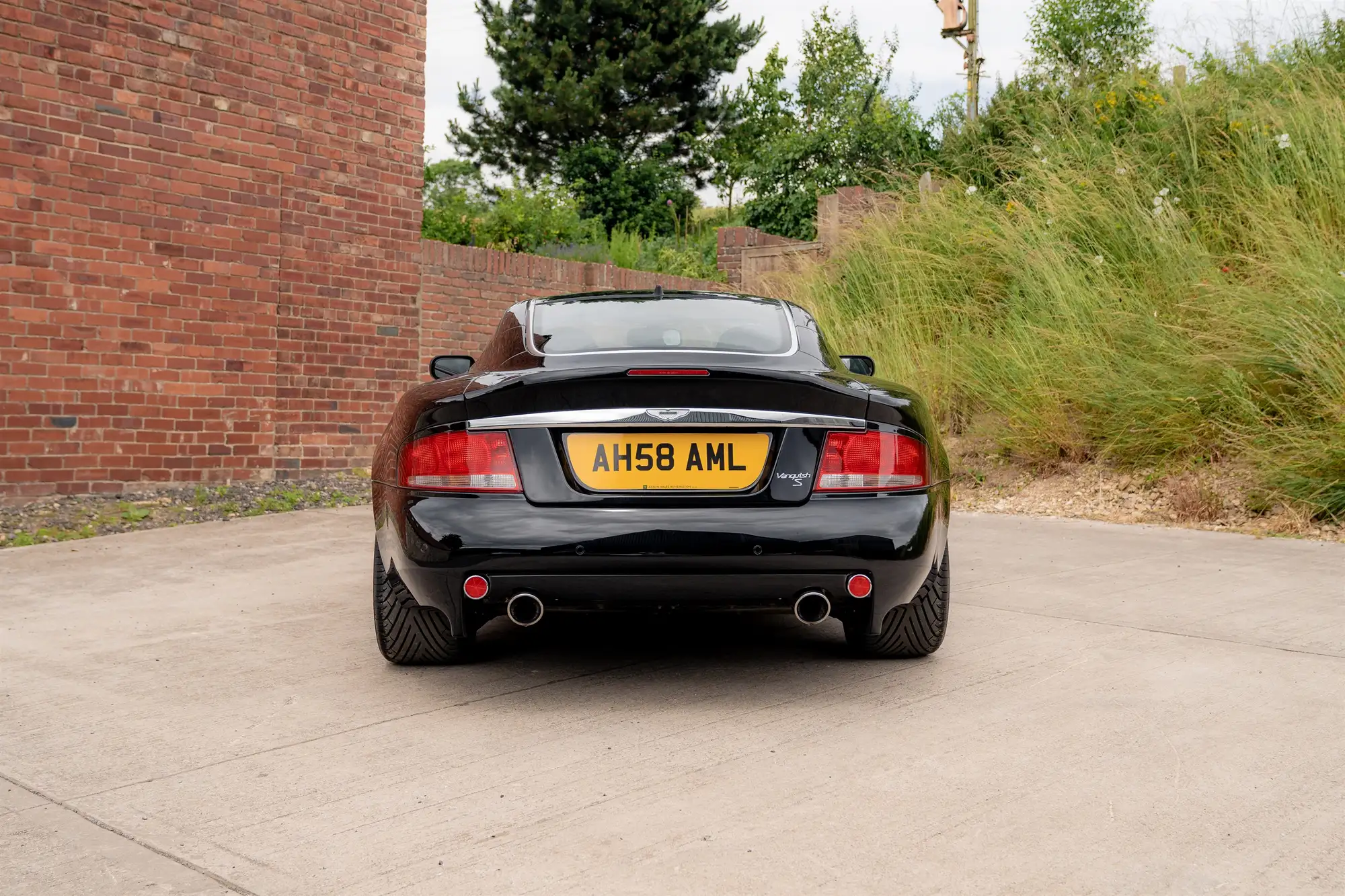 2008 Aston Martin Vanquish S Ultimate-Sold