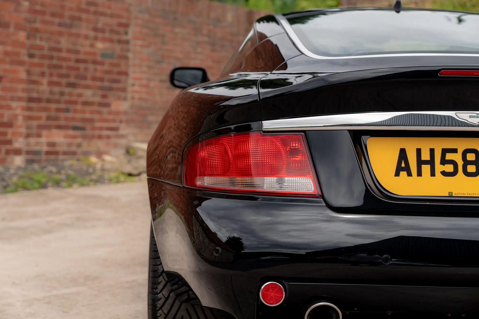 2008 Aston Martin Vanquish S Ultimate-Sold