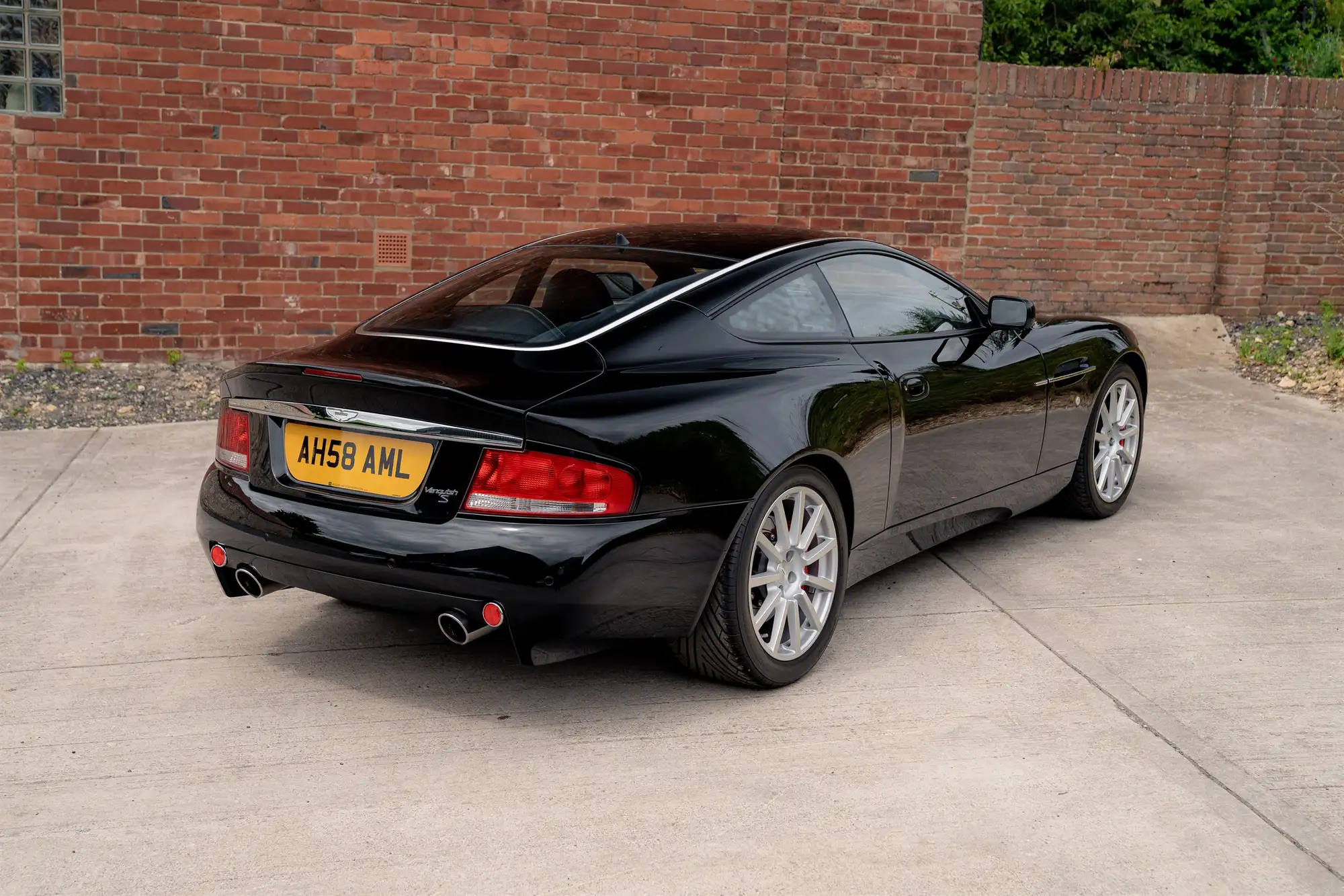 2008 Aston Martin Vanquish S Ultimate-Sold
