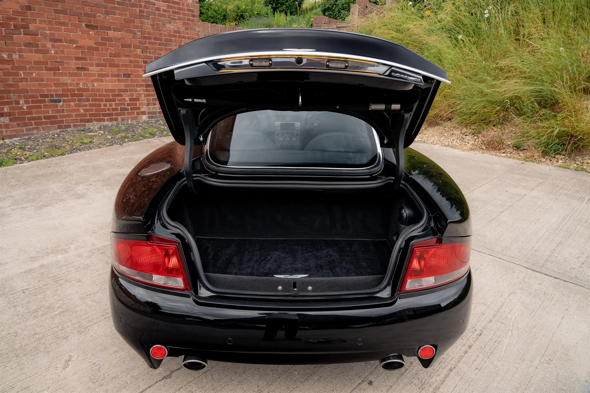 2008 Aston Martin Vanquish S Ultimate-Sold