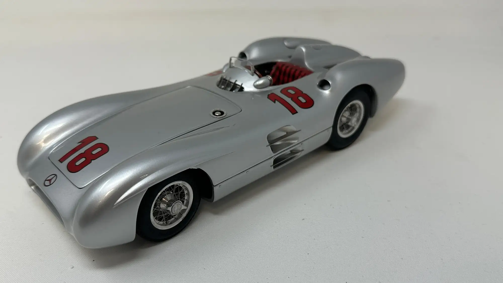 CMC Quality Model of Fangio's Grand Prix-Winning Mercedes-Be-Sold