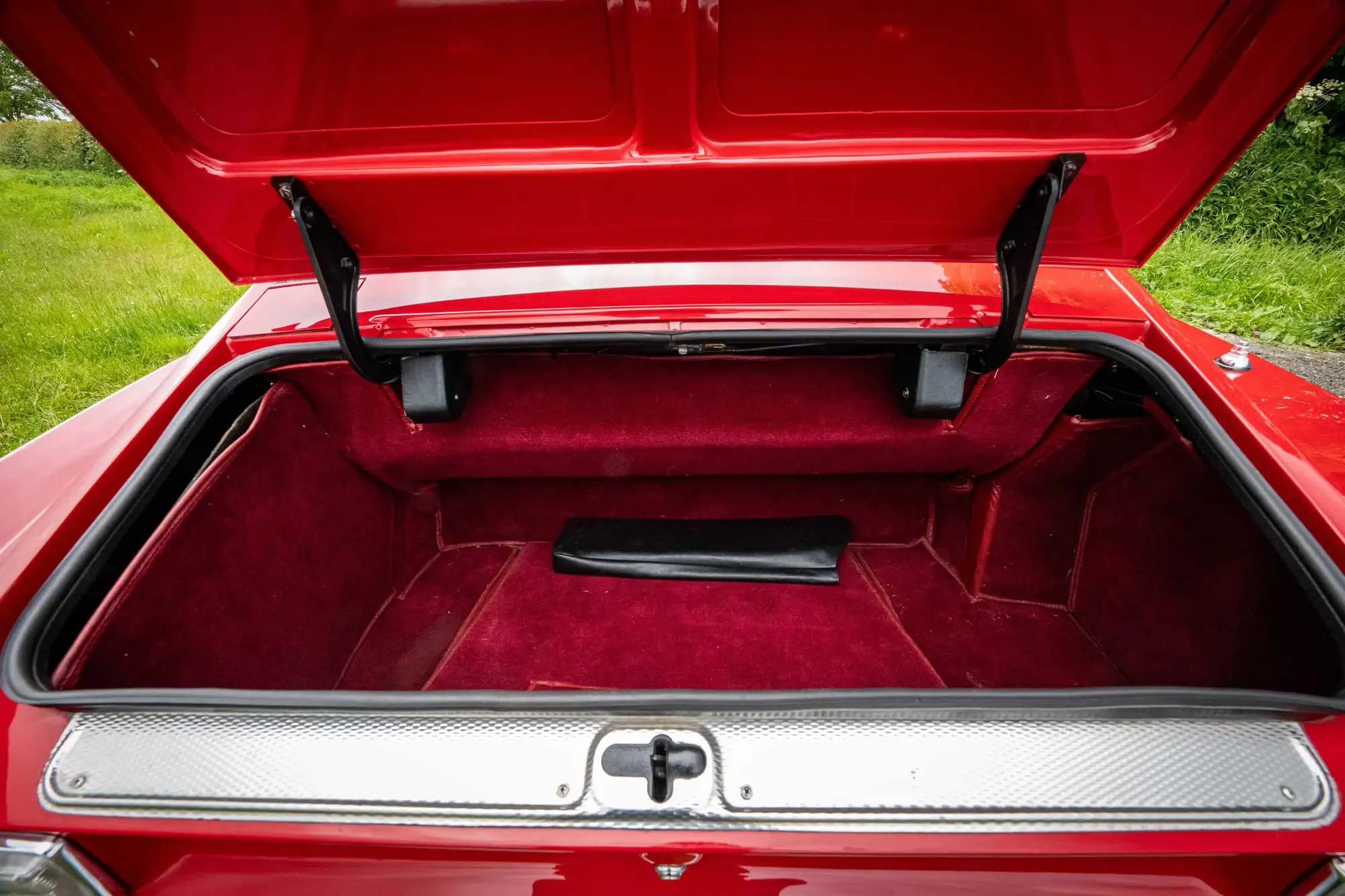 1988 Aston Martin V8 Vantage X-Pack Manual (V580)-For Sale