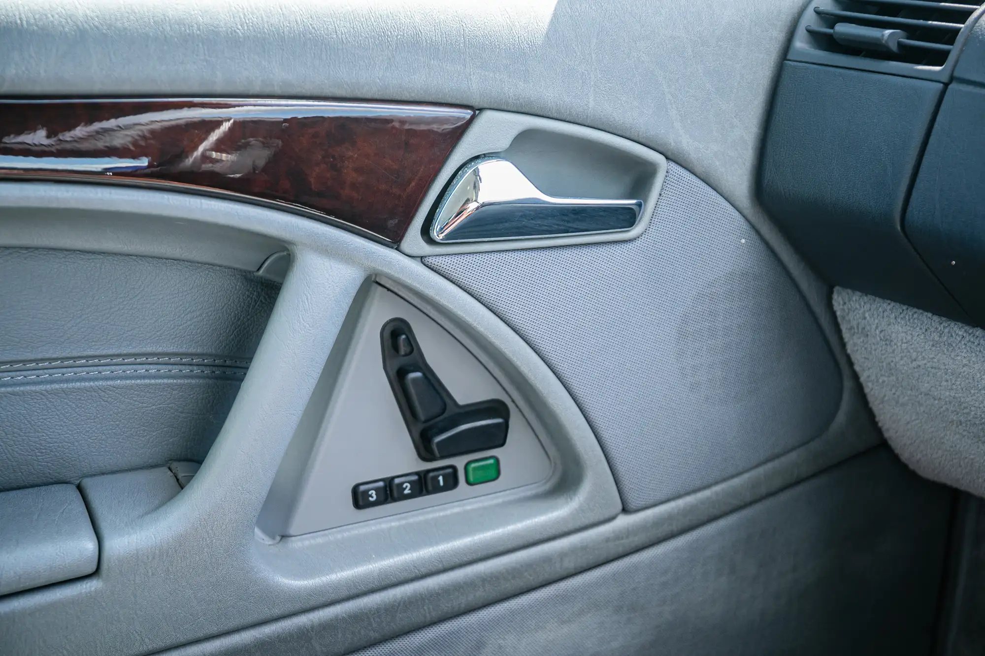 1996 Mercedes-Benz SL500 (R129) Automatic-Sold