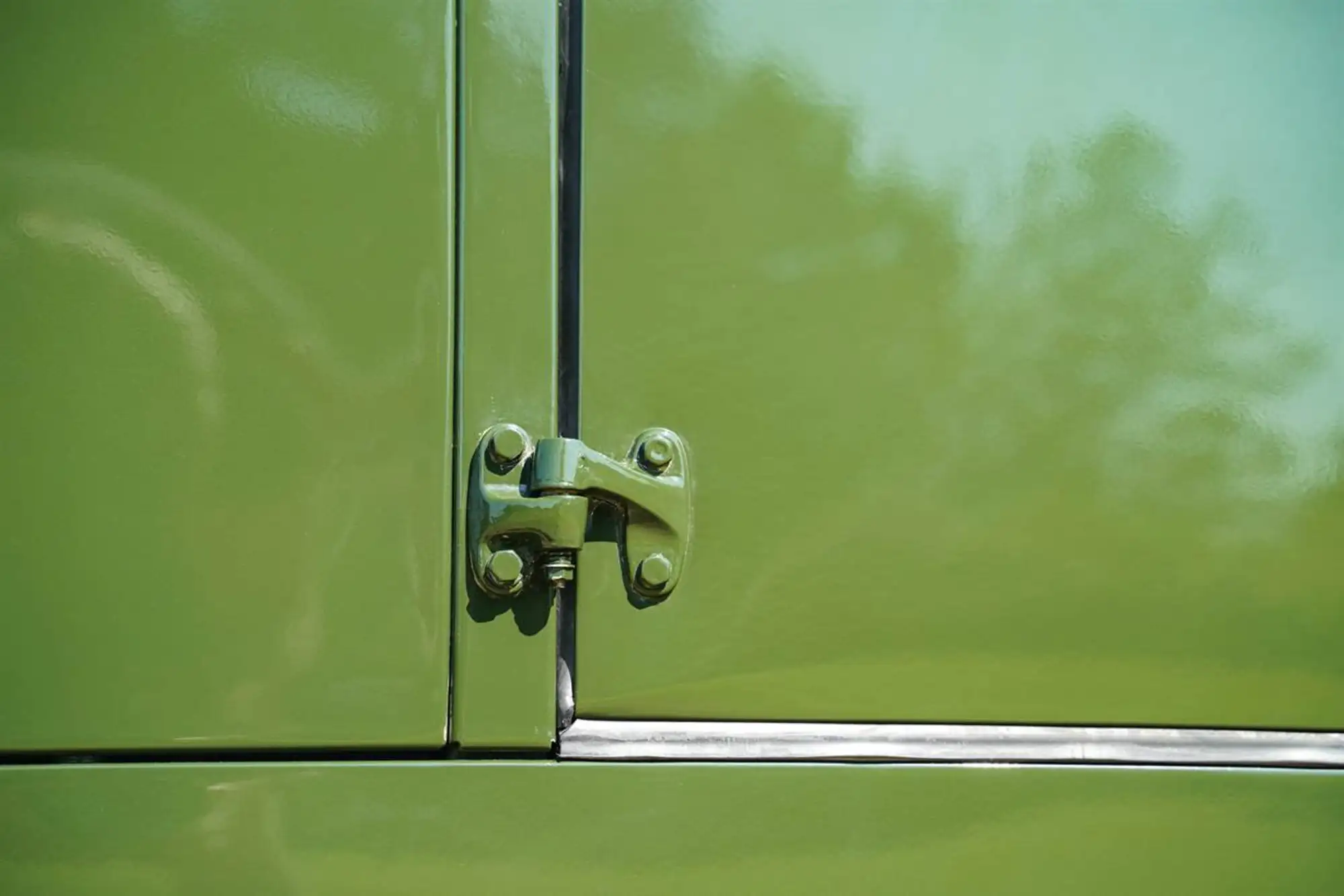 1960 Land Rover Series II 88''-Sold