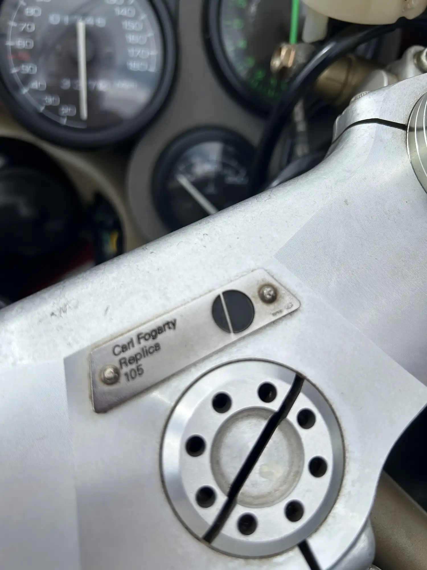 2000 Ducati 916 Carl Fogarty Replica 996cc-Sold