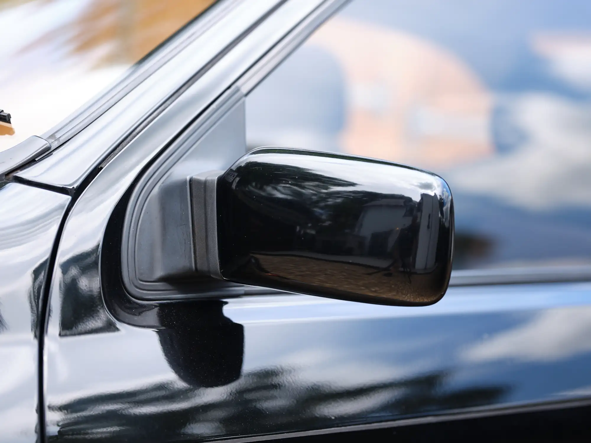 1987 Ford Sierra RS500 (#143/500)-Sold